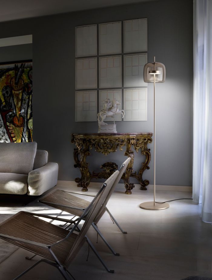 Jube floor lamp in smoky Murano glass