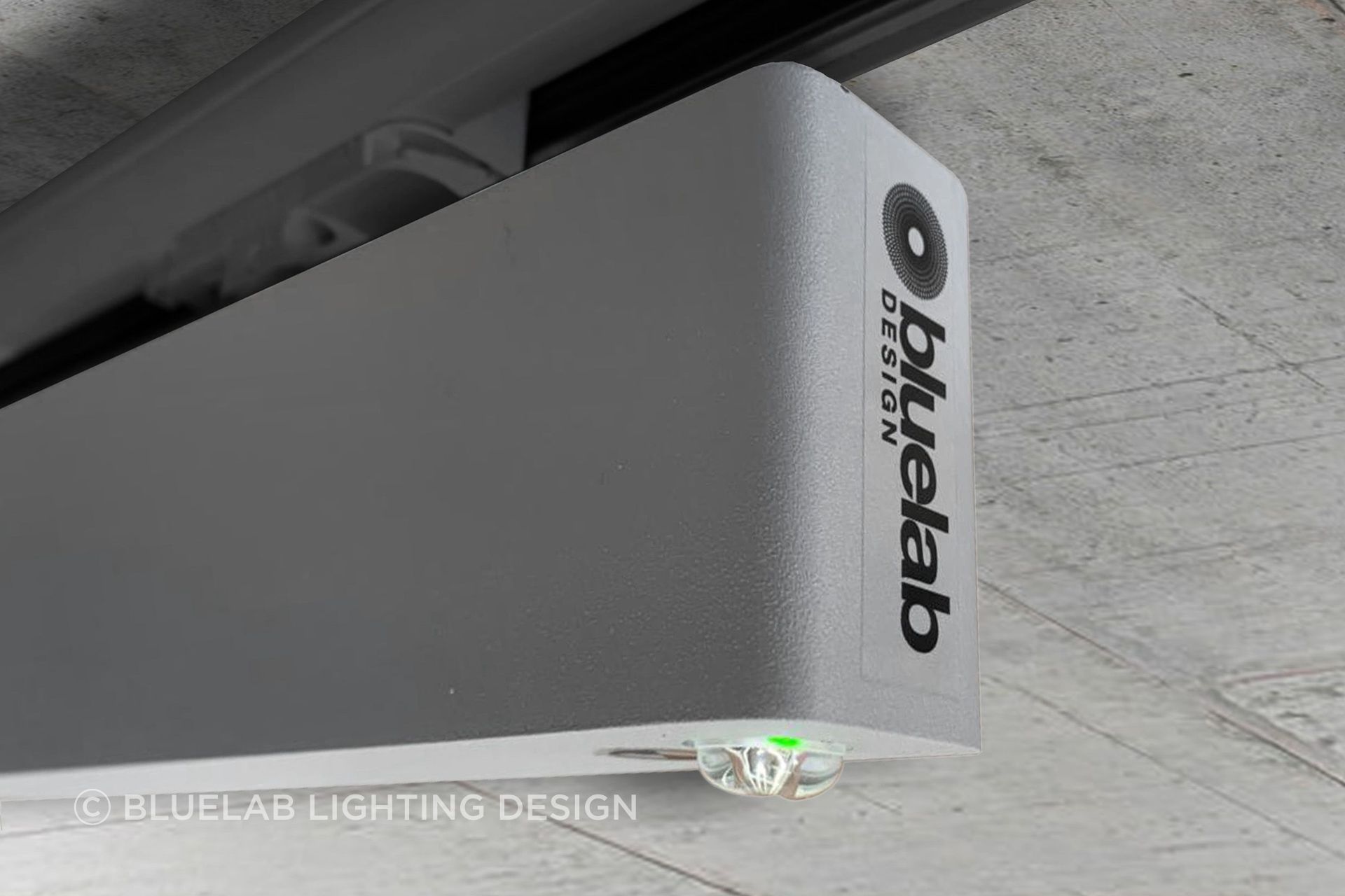 K9-MINITRACK-LIGHT-v2.jpg
