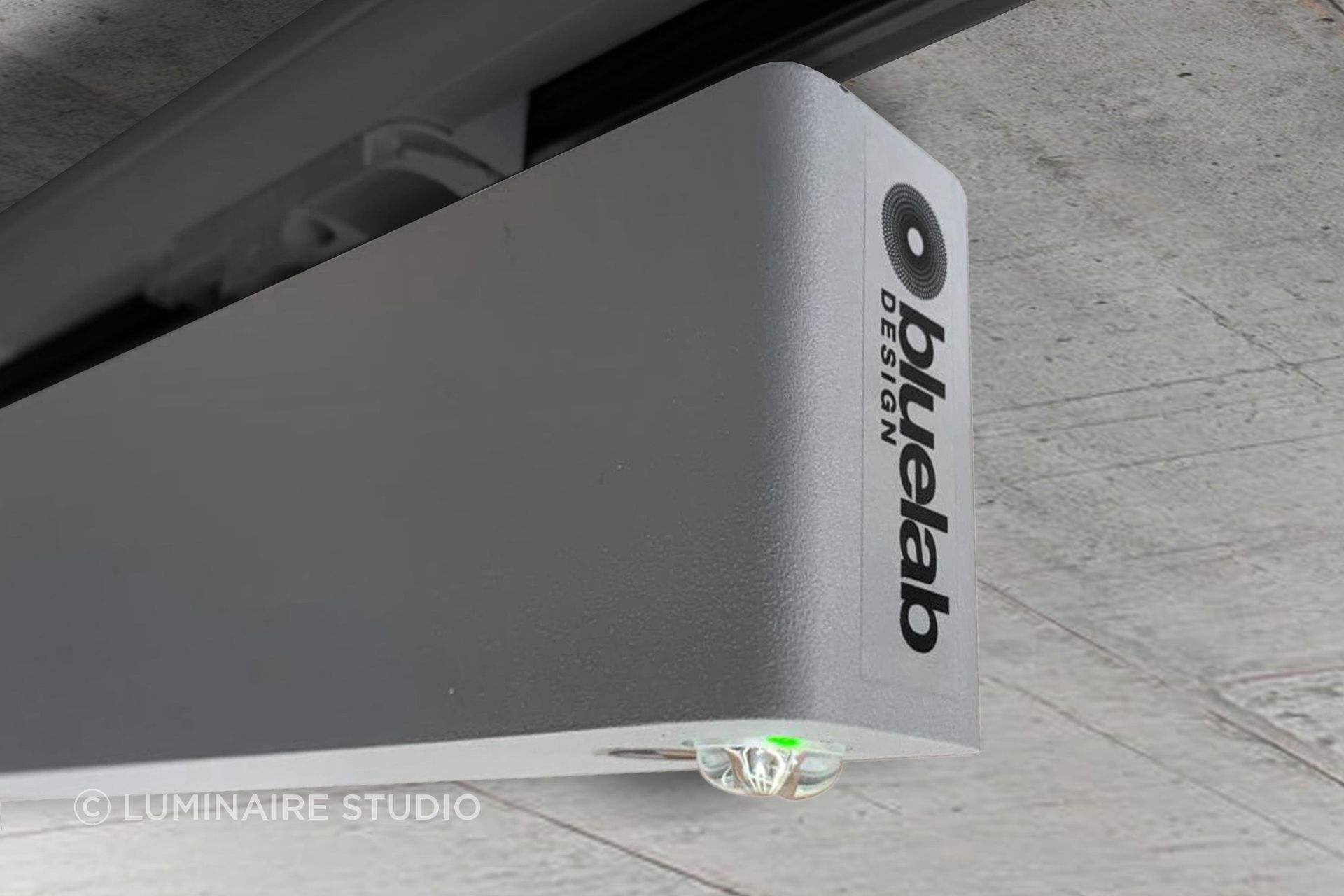 K9-MINITRACK-LIGHT-v2.jpg