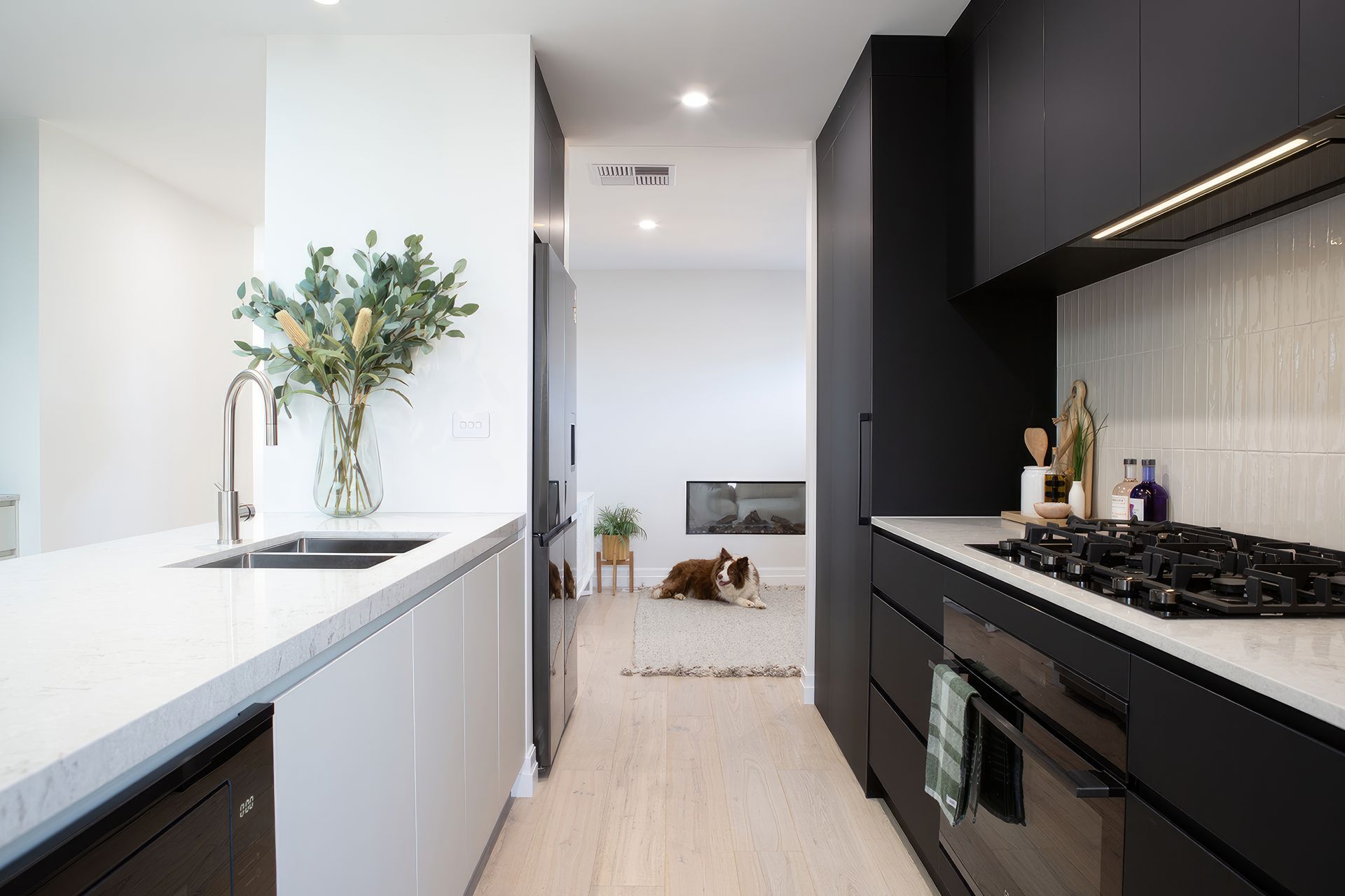 Rise of Black Rangehoods in Modern Kitchens