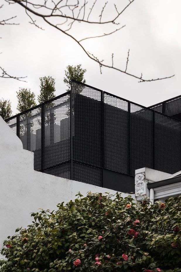 Victoria by Finnis Architects | Photography by Timothy Kaye