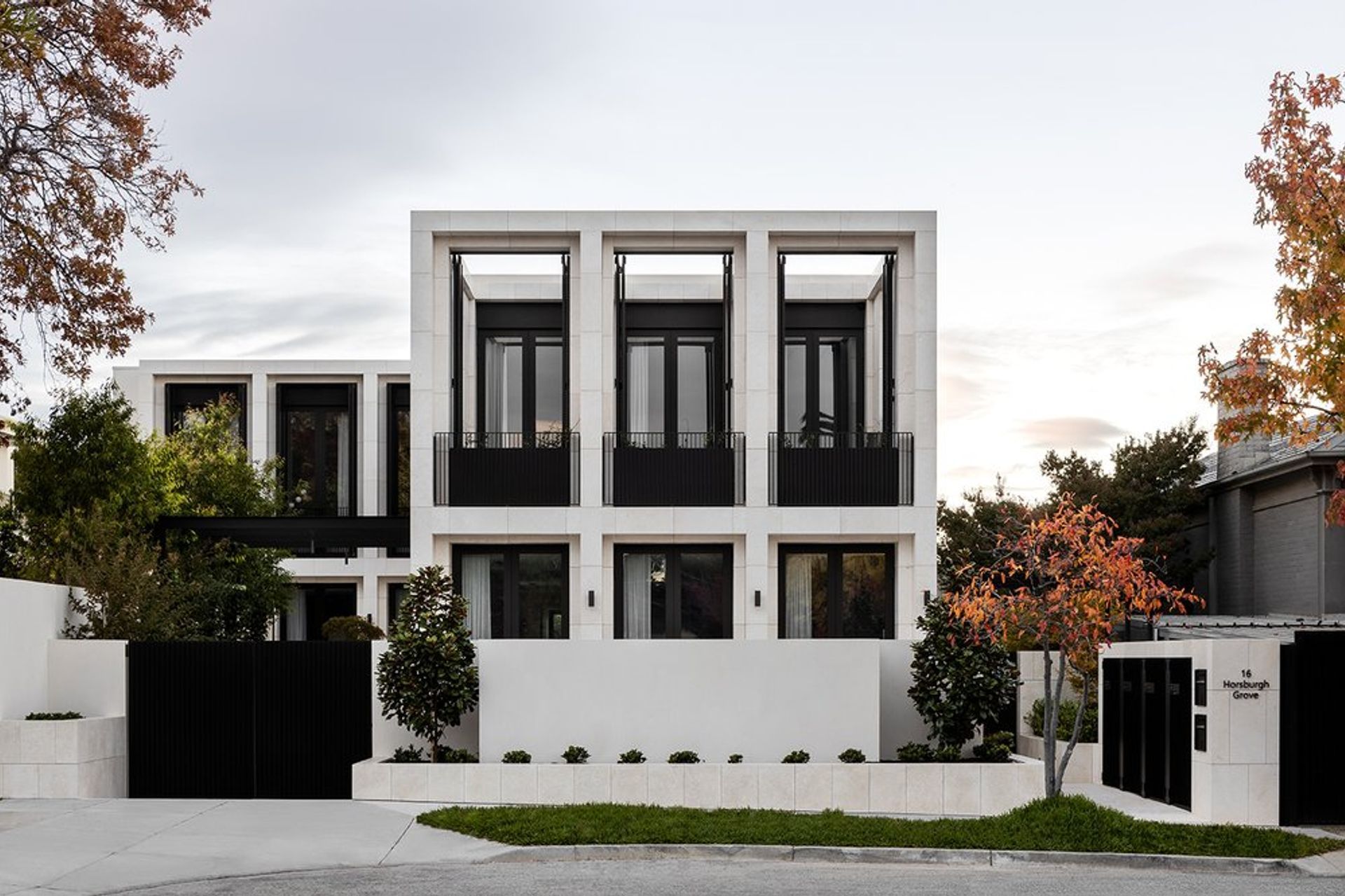 Armadale House by Mim Design and Conrad Architects