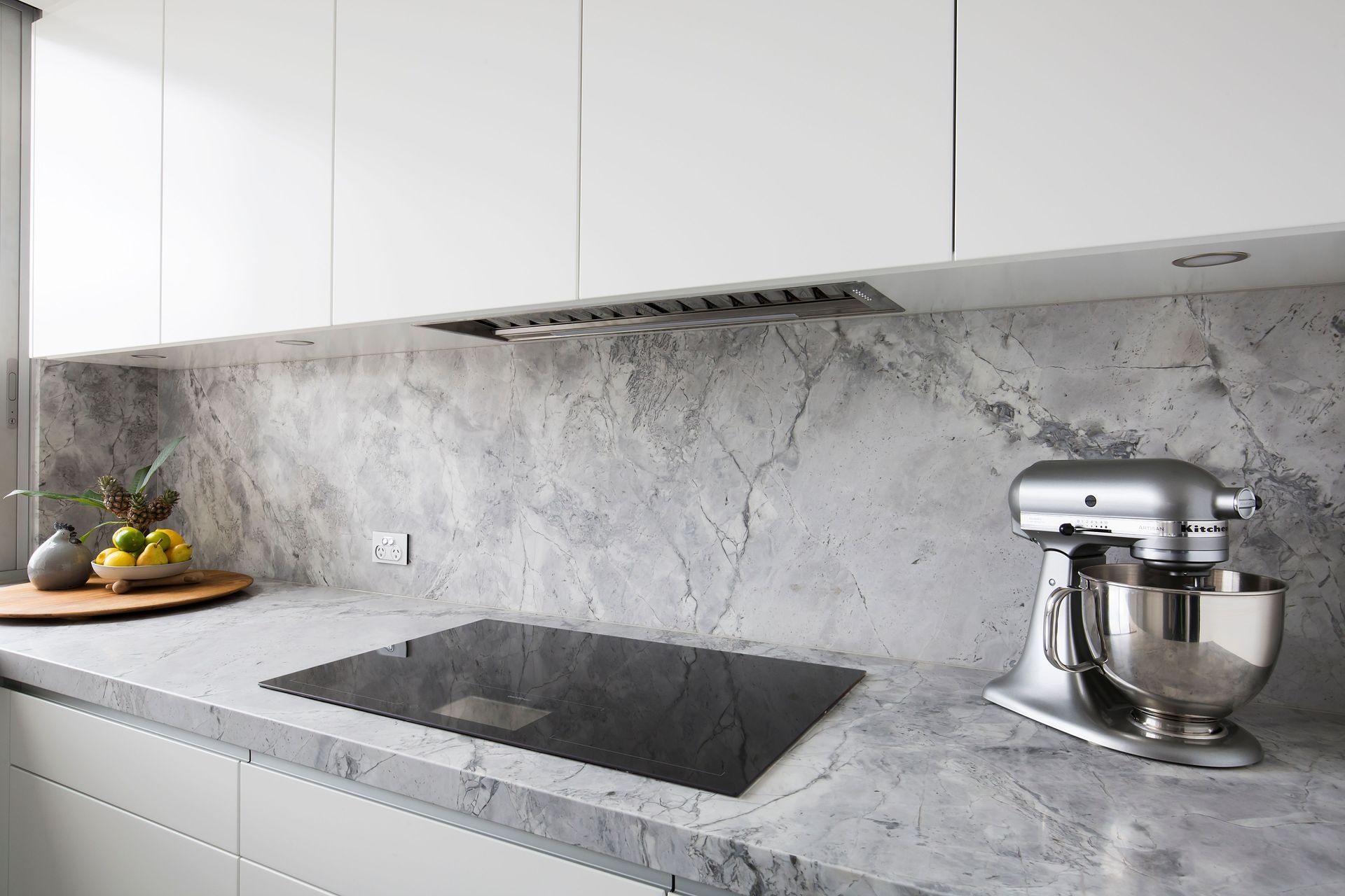 Kirribilli Kitchen by Dan Kitchens | Photography by Paul Worsely at Live By The Sea Photography