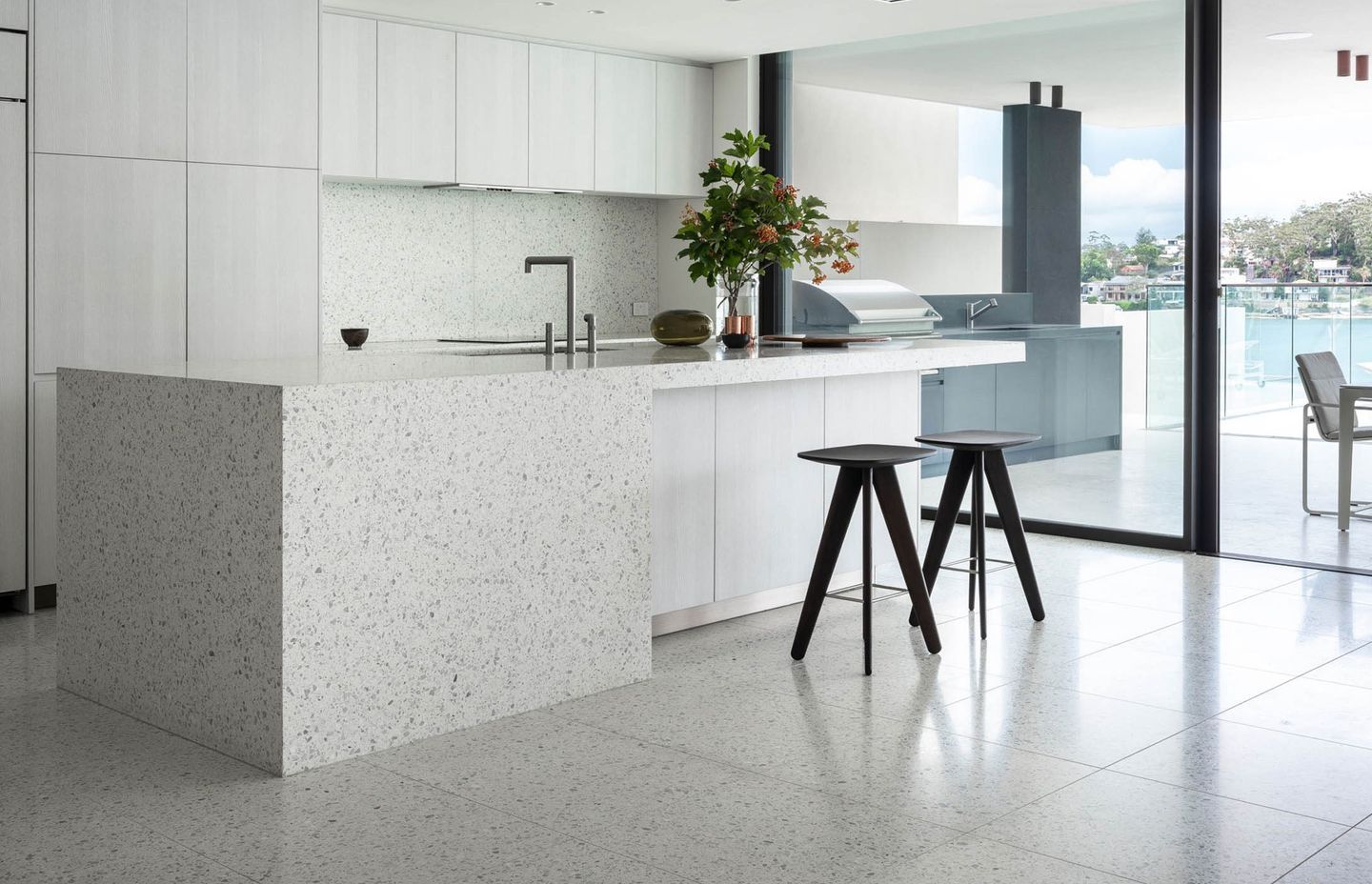 Kyle Bay River House by Poliform | Photography by Tom Ferguson