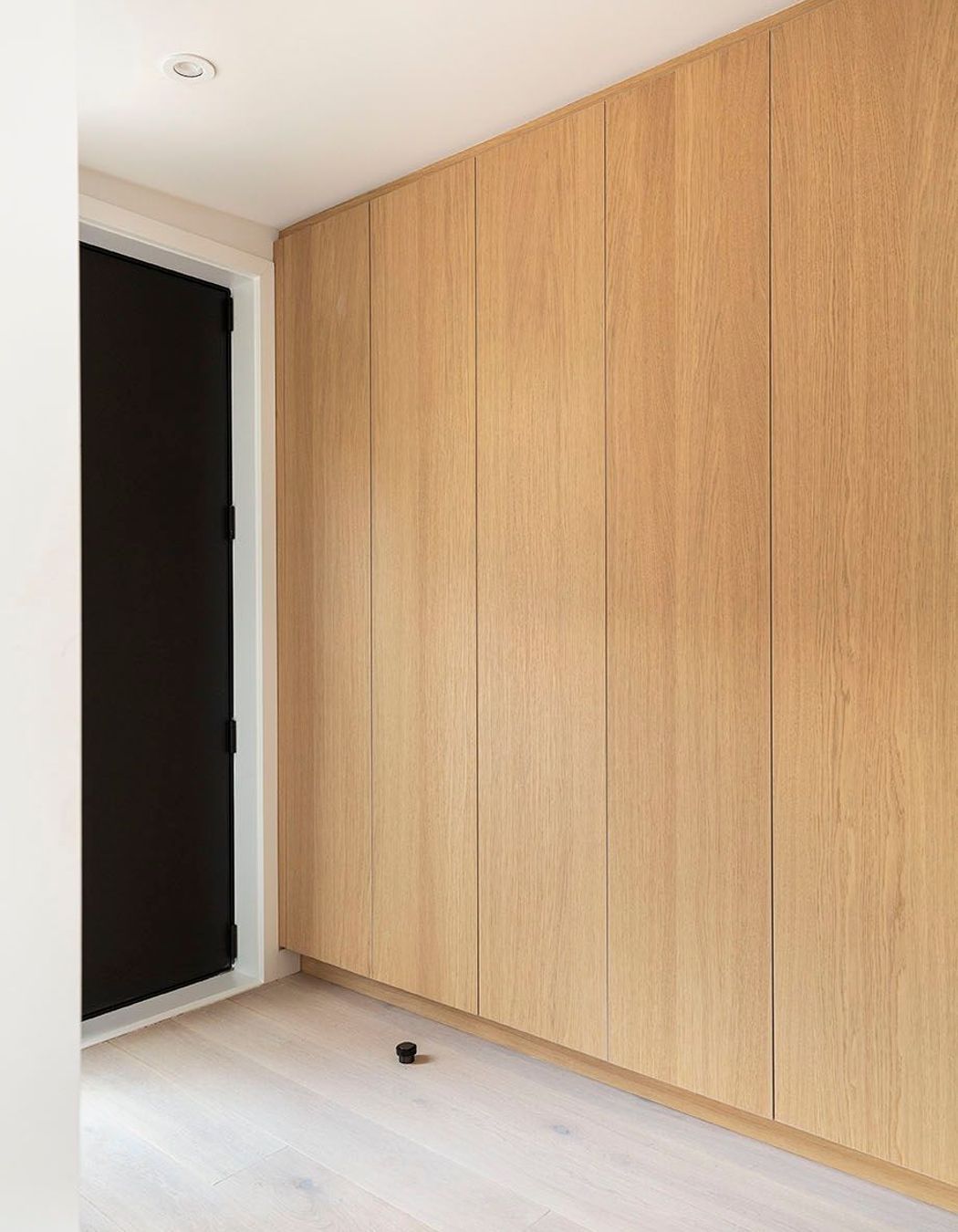 La Veta Ave by Milieu Architecture + Design | Querkus Allegro Smooth Veneer  ‍