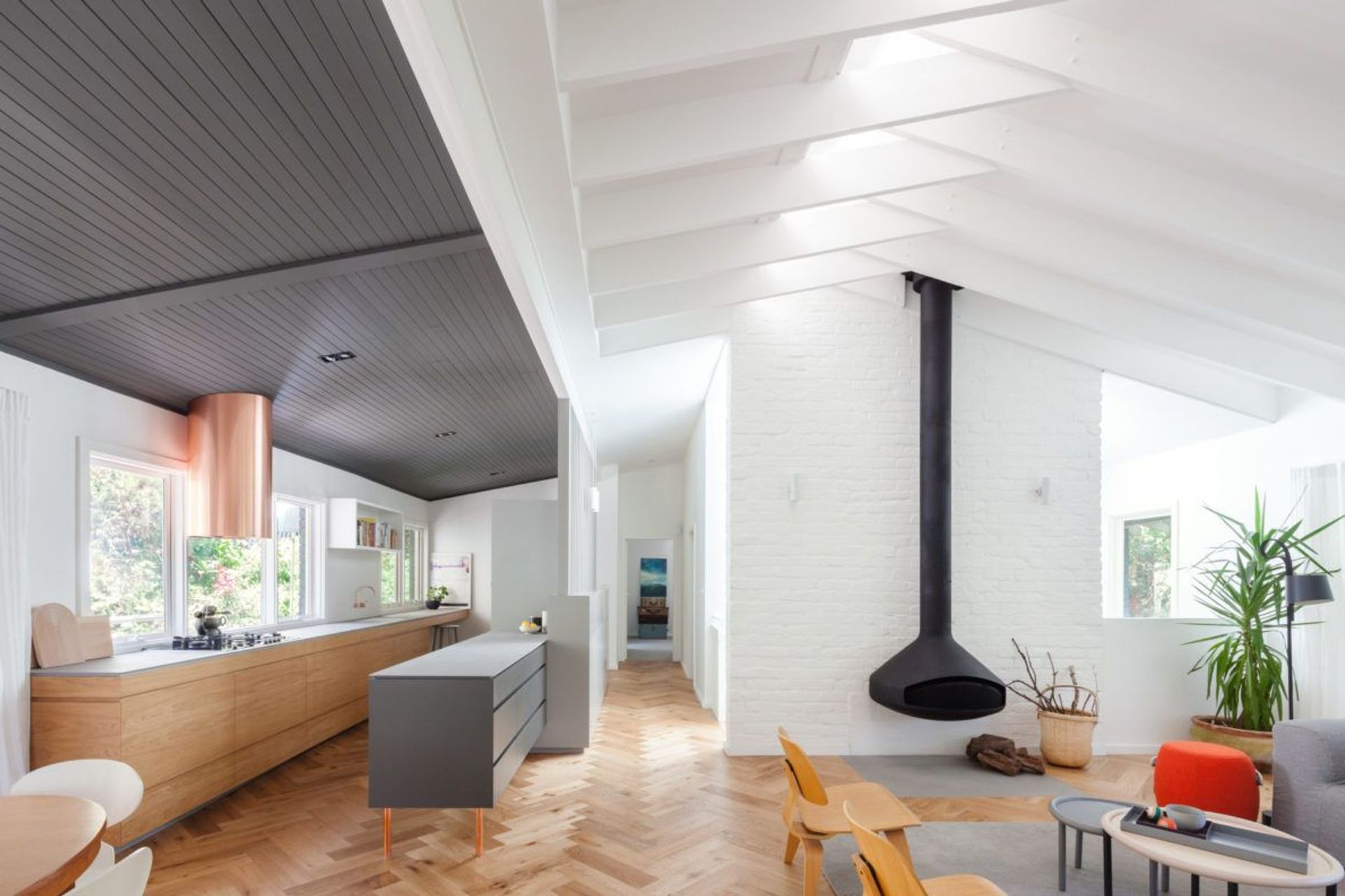 Riverview House by Oblica | Photography by Katherine Lu