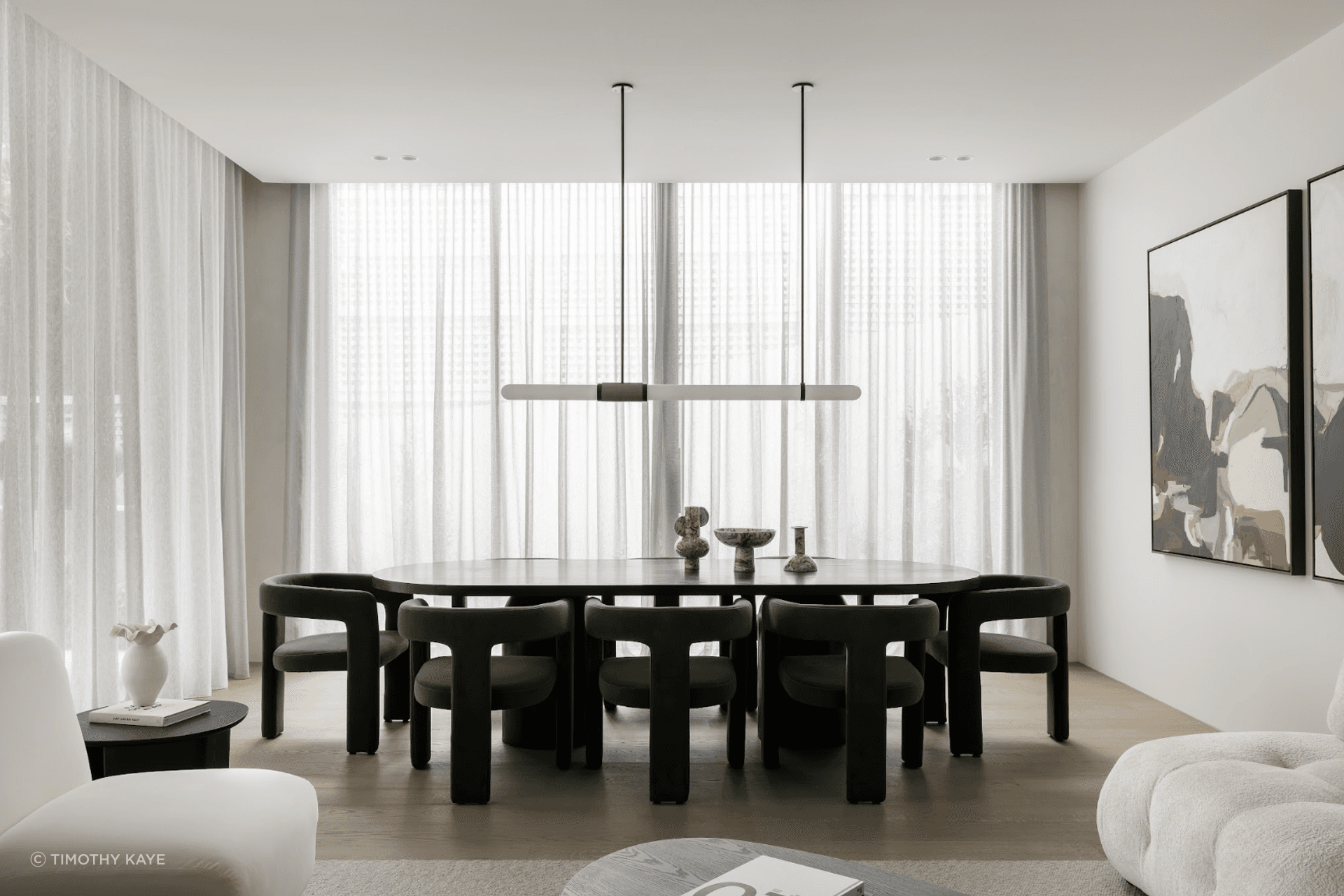 Matteo by Trinity meets in that enviable space between simplicity and sophistication – drawing inspiration from contemporary, minimalist forms, light-filled entities and timeless materials.