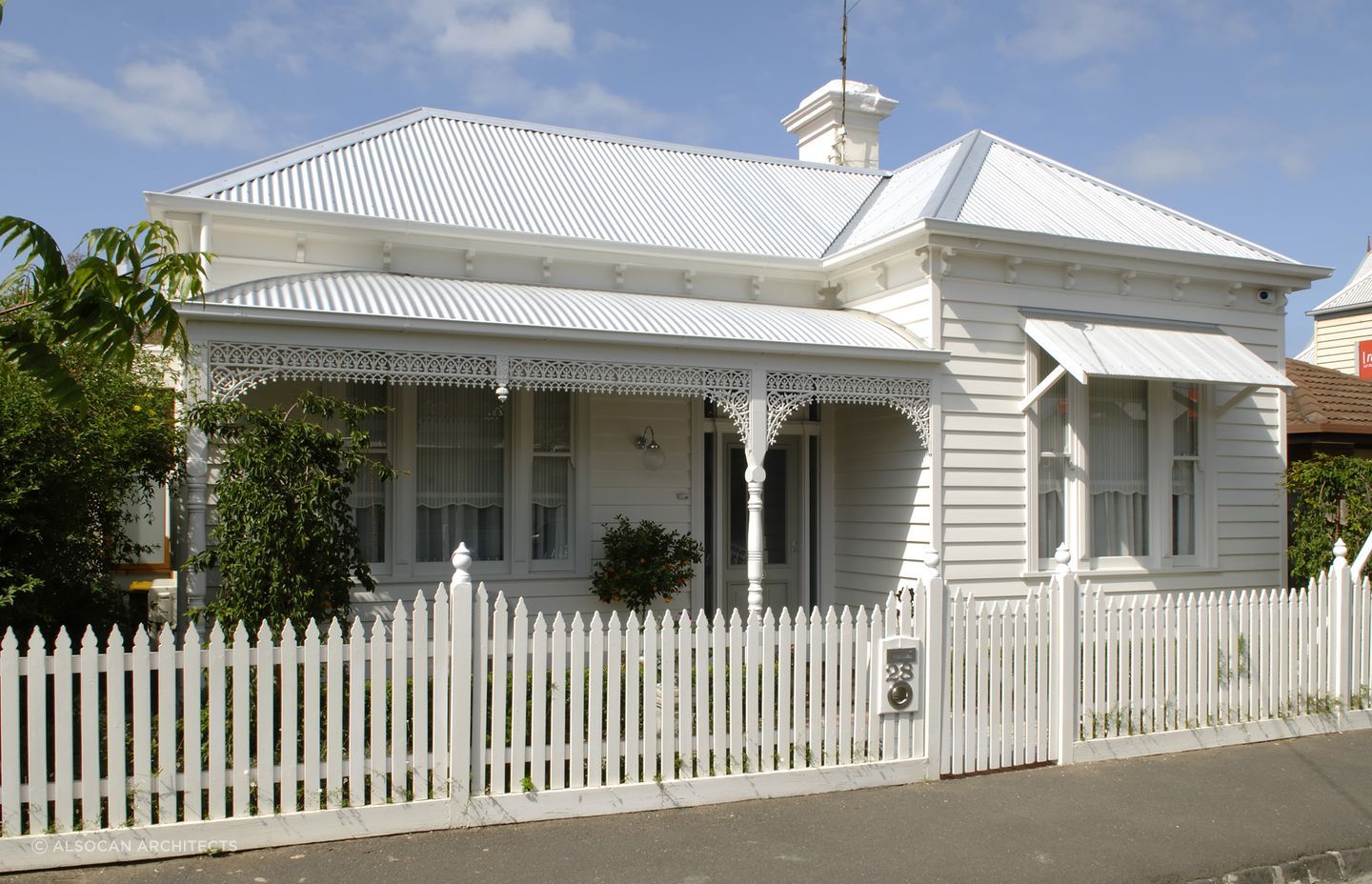 Featured Project: Mezzanine House by alsoCAN Architects