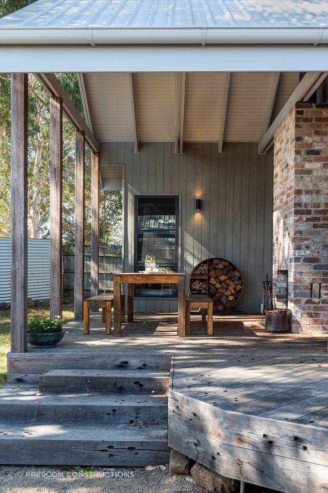 MiltonPorch-ap-compressed.jpg