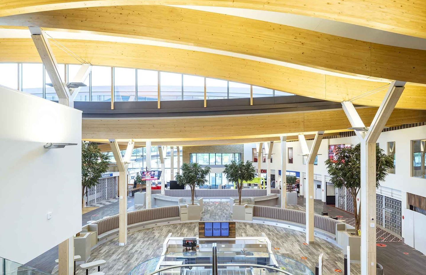 ‘New concept’ motorway service area: welcoming and sustainable thanks to PEFC-certified timber