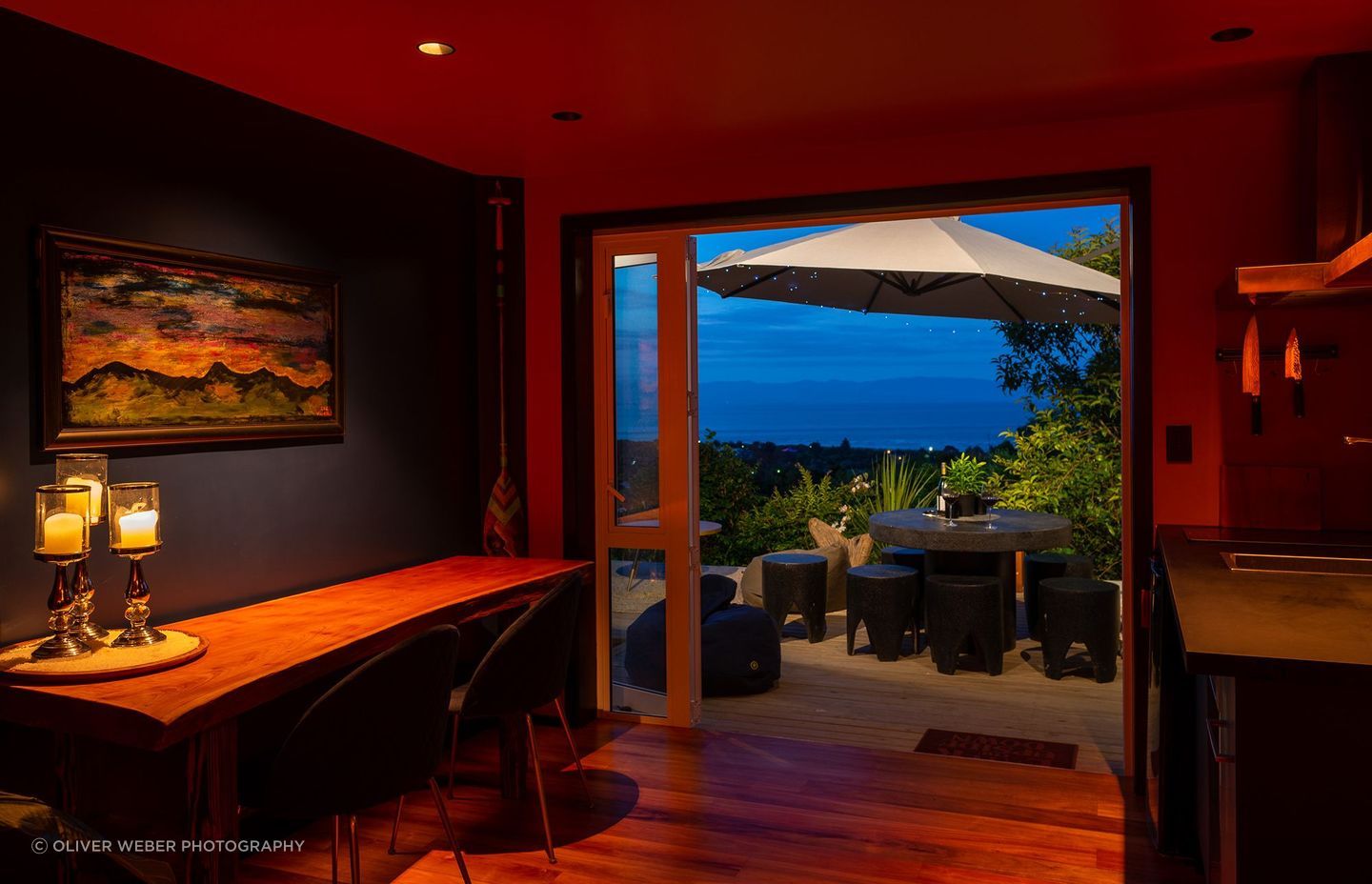 A newly renovated basement apartment, with an outdoor entertainment area with a spectacular view. Product:  Switch Lighting ZELA Deep Tilt SLDL221T