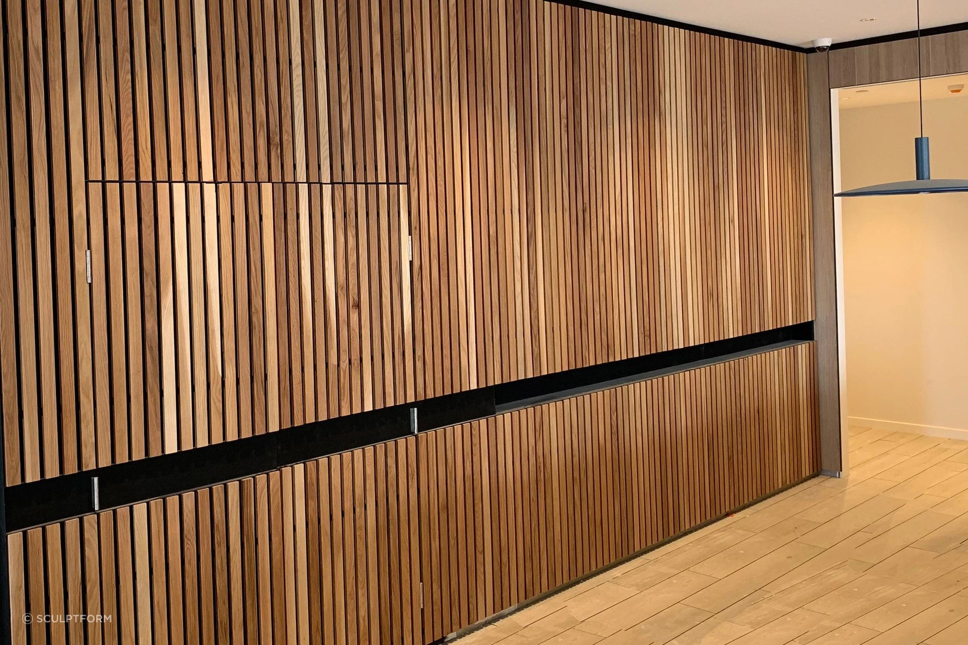 Parliament-hinge-door-landscape1-ap-compressed.jpg