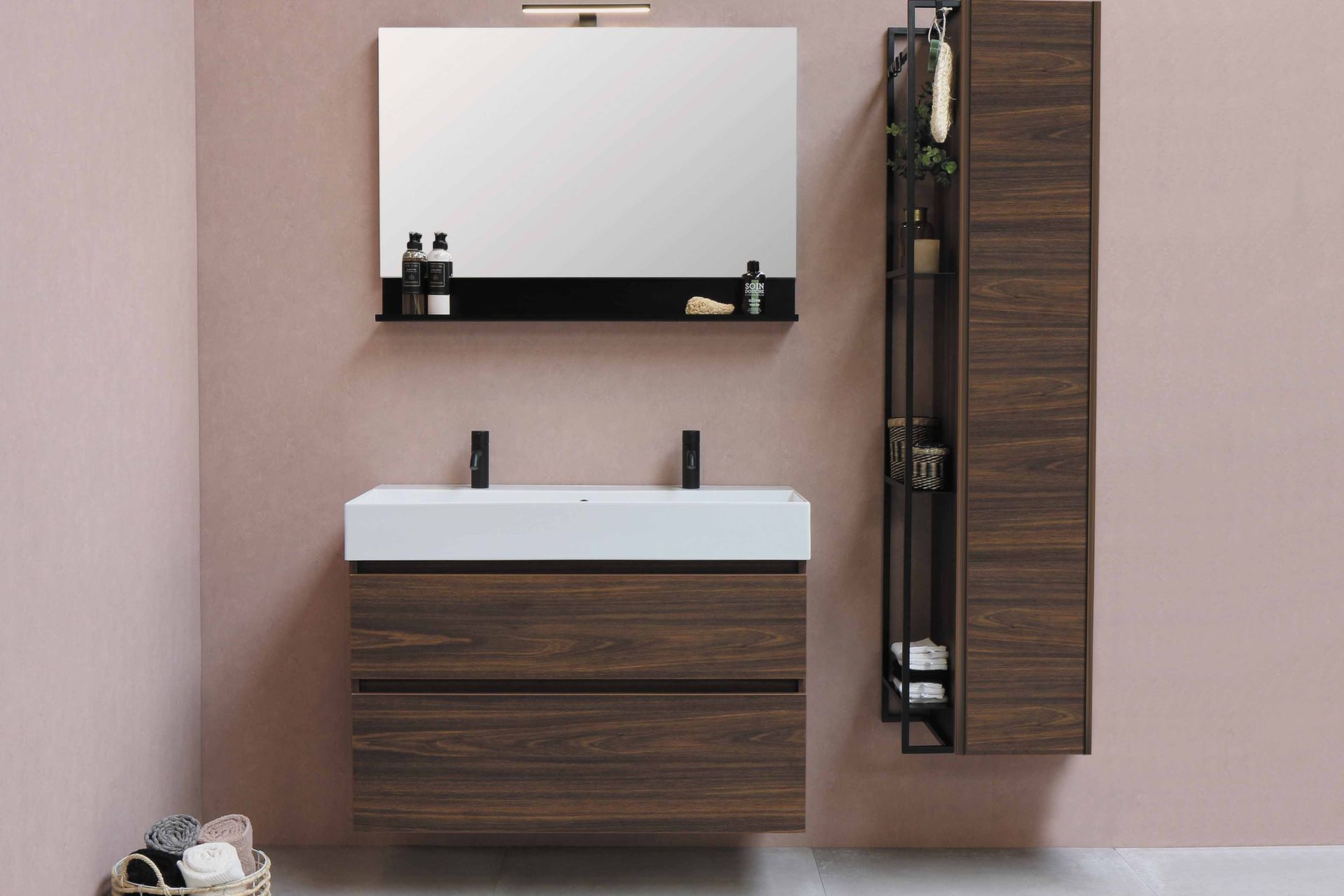 Pink toned bathrooms can transform a bathroom into a clean and modern space