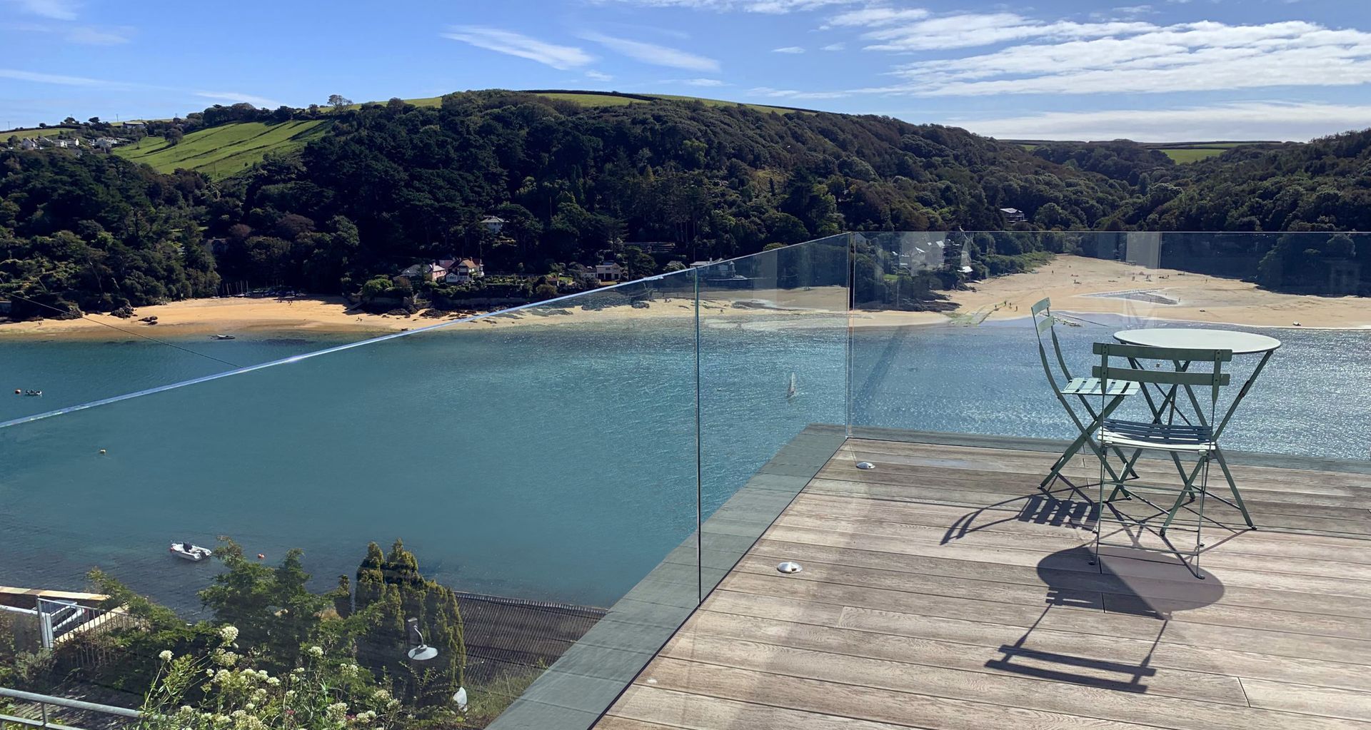 Edgetec® PosiGlaze with "hidden" clamp fixing