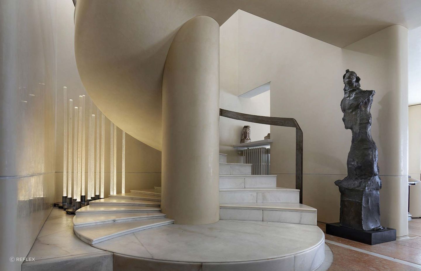 Lucciola floor lamps in handmade Murano glass, available individually or as a collection