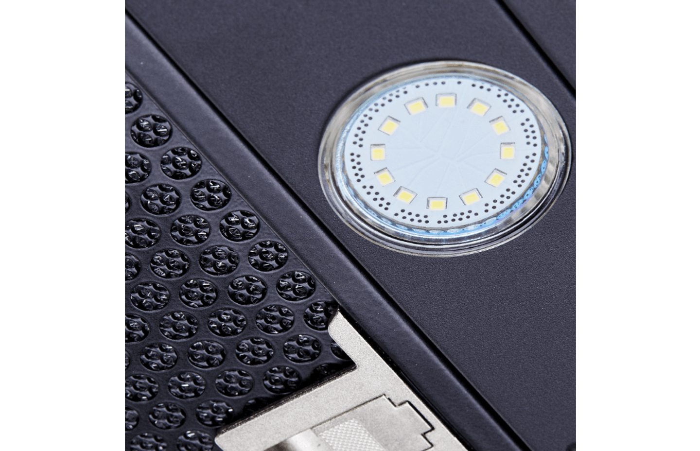 Schweigen Silence is the New Black