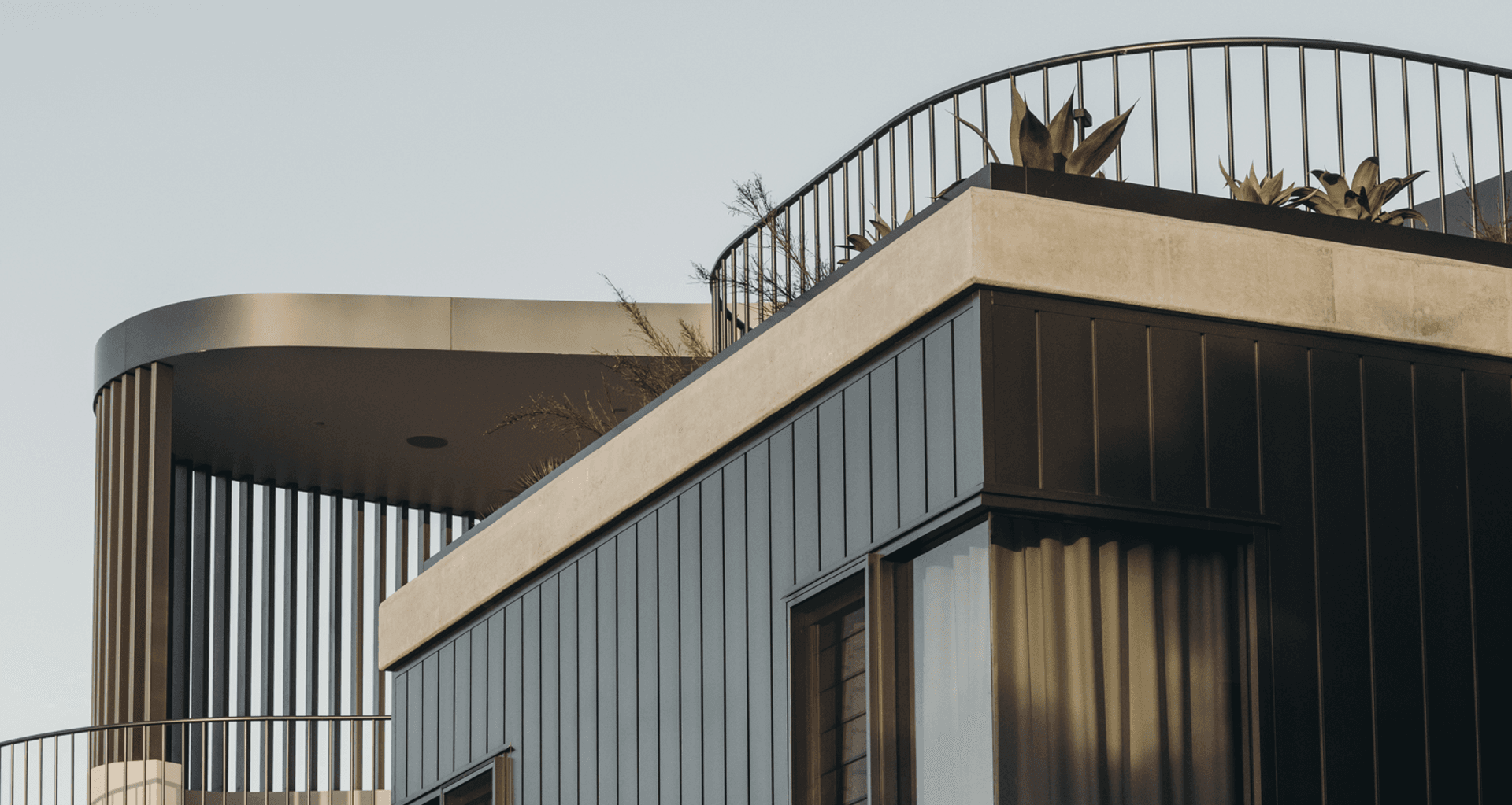 Crisp lines and integrated flashings ensure a clean aesthetic.