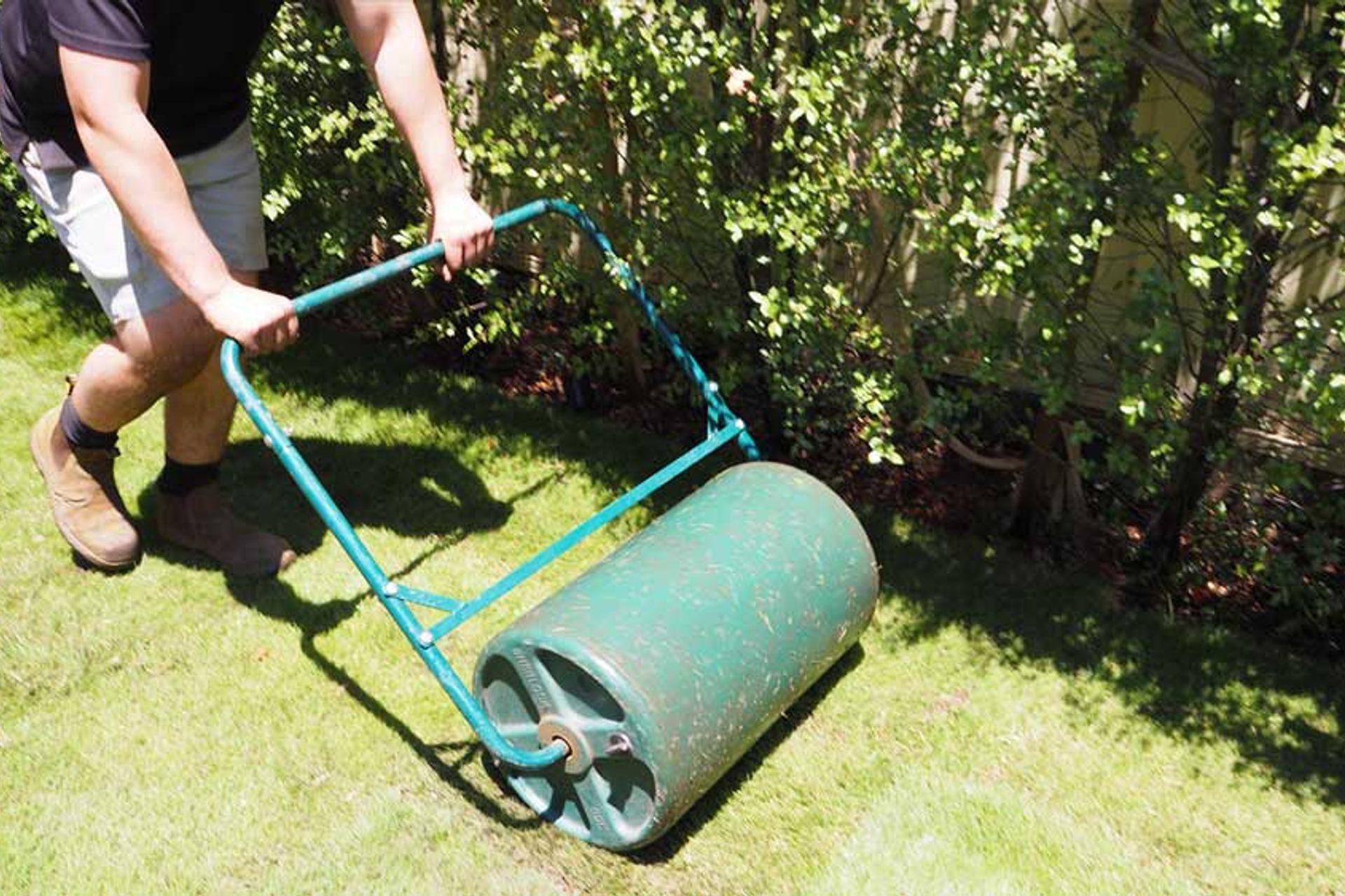 The Six Steps to laying your own lawn