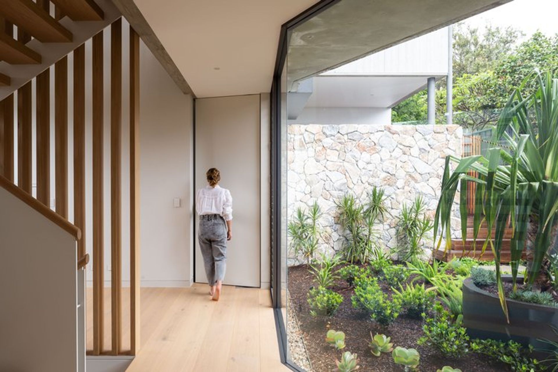 Coogee Residence by Smyth & Smyth | Photography by Simon Whitbread