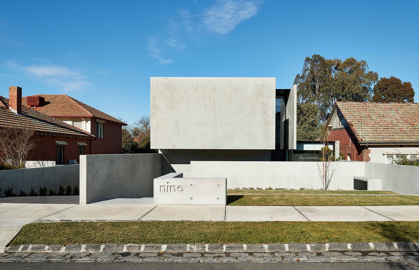 Salmon by FGR Architects | Photography by Peter Bennetts