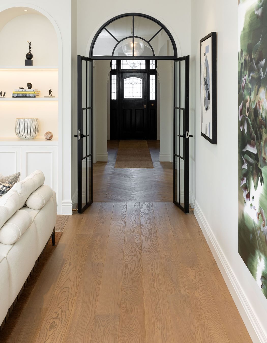 Seaview by Camilla Temple Design | Mudbrick EcoSystem - VidaPlank + Parquet