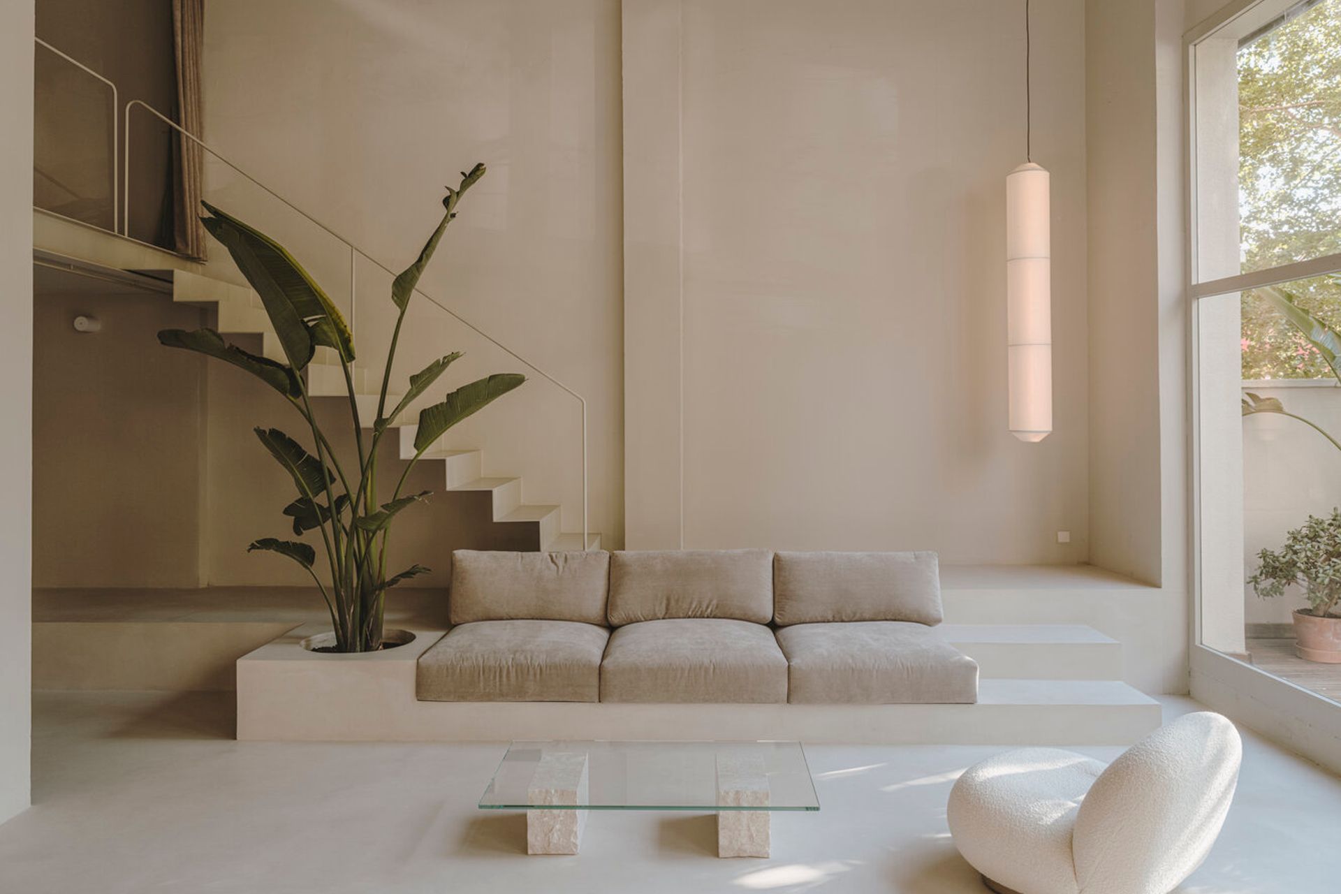 Six N. Five Studio | Lighting by Enlightened Living | Photography by Salva López