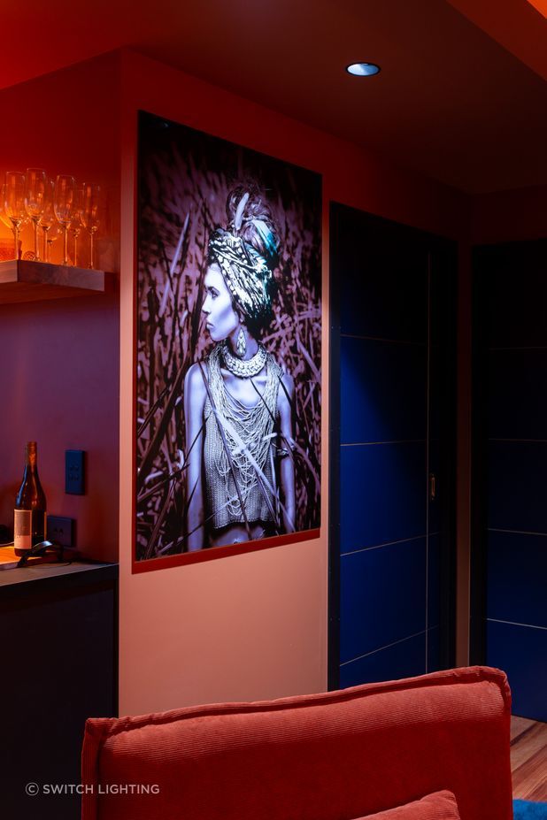 Zela Offset Deep Tilt on art