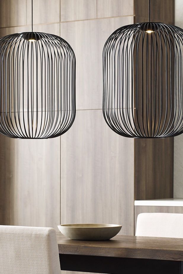 How many ceiling lights