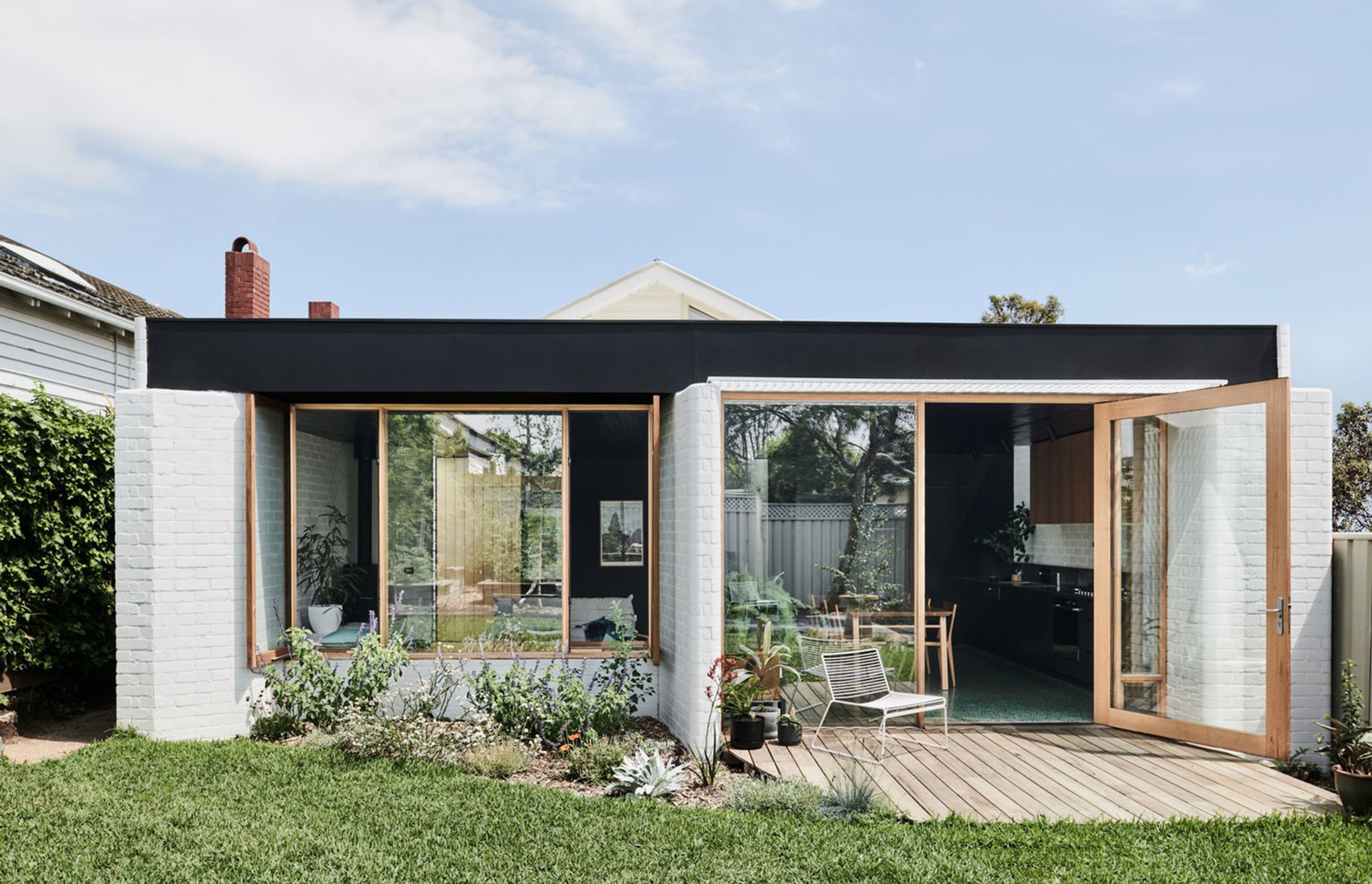 Brunswick West House by Taylor Knights | Photography by Tom Blachford