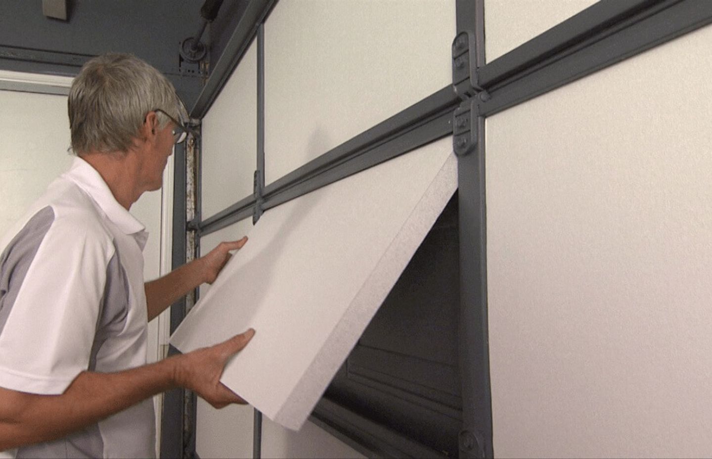 Increase your Home's Energy Efficiency with Insulated Garage Doors