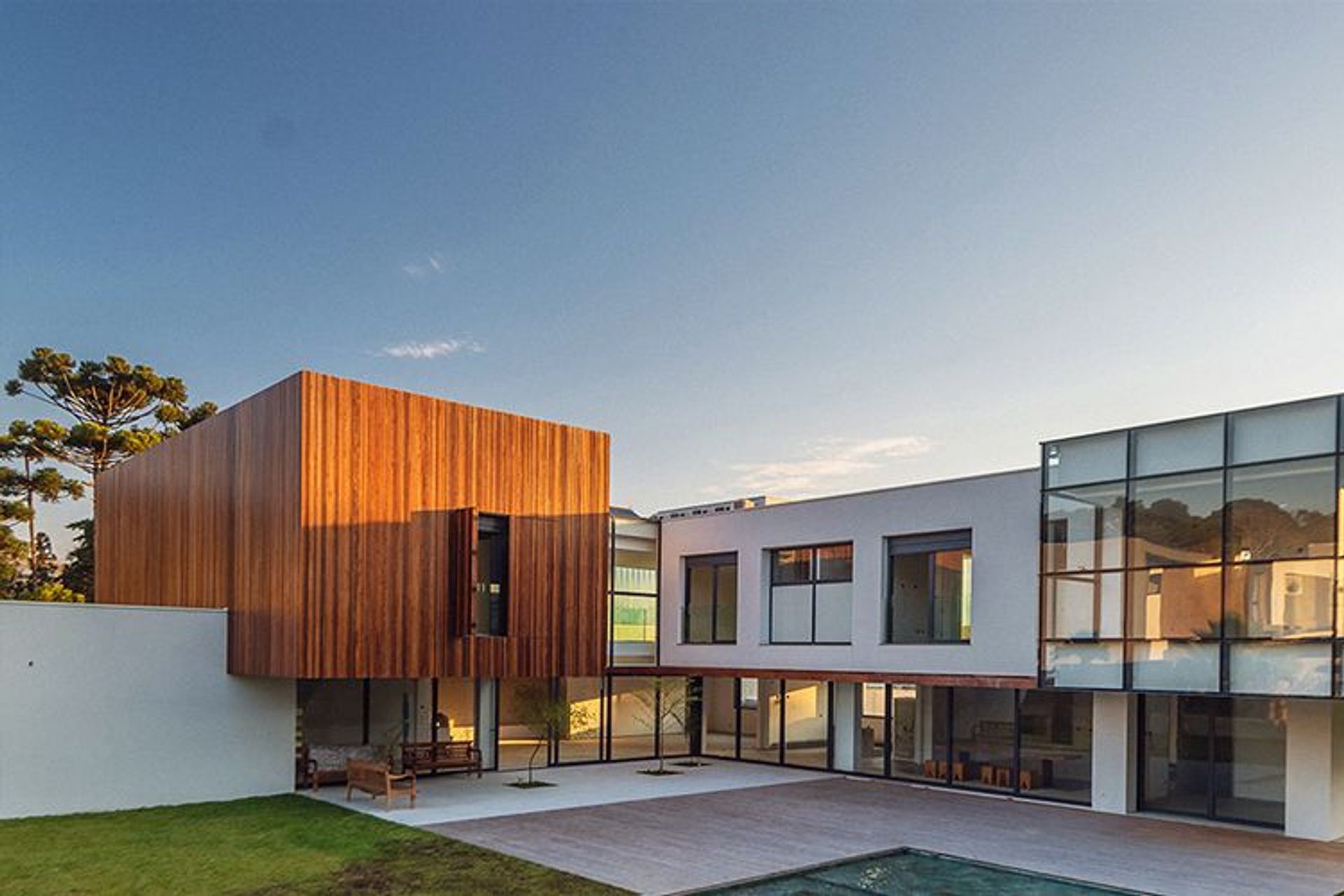 Thermosash are known specialists in high-end residential systems, with a focus on high performance and sustainability.
Photos: Schüco International KG