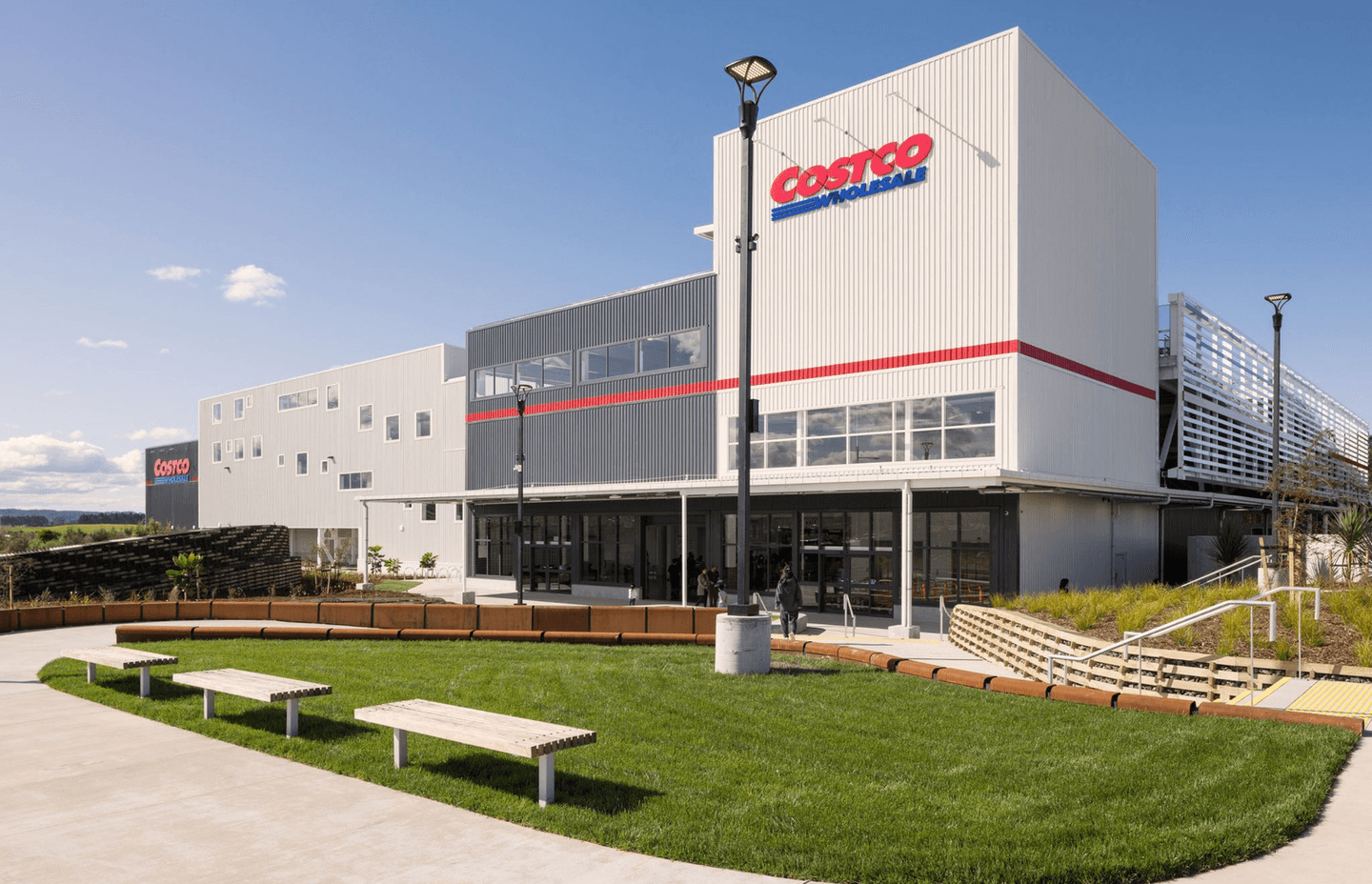 Total Tactilez implements architectural safety solutions for Costco
