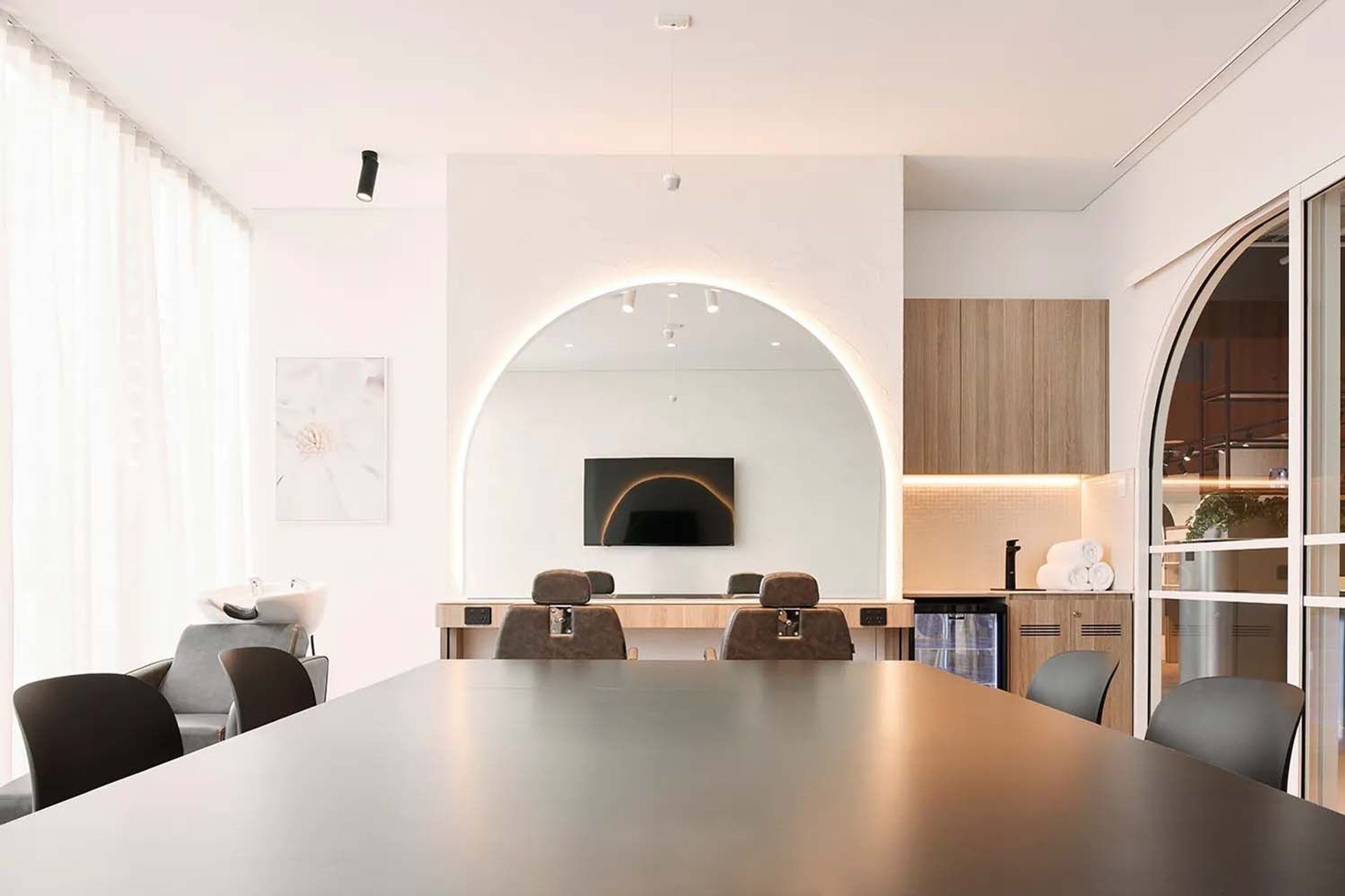 Co-Workspace Salon Lane Opens Second Location