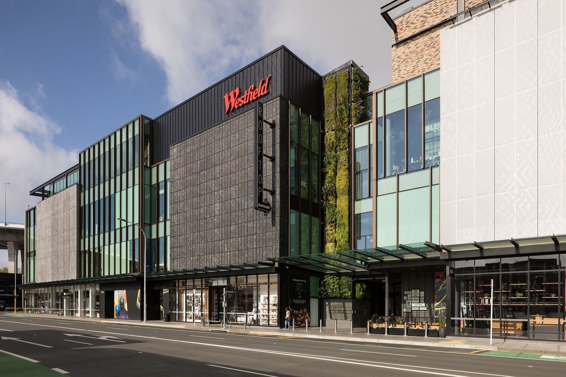 The Scentre Group commissioned Natural Habitats to install the largest total area of green walls—across four sections in total—in Australasia on its Westfield Newmarket development.