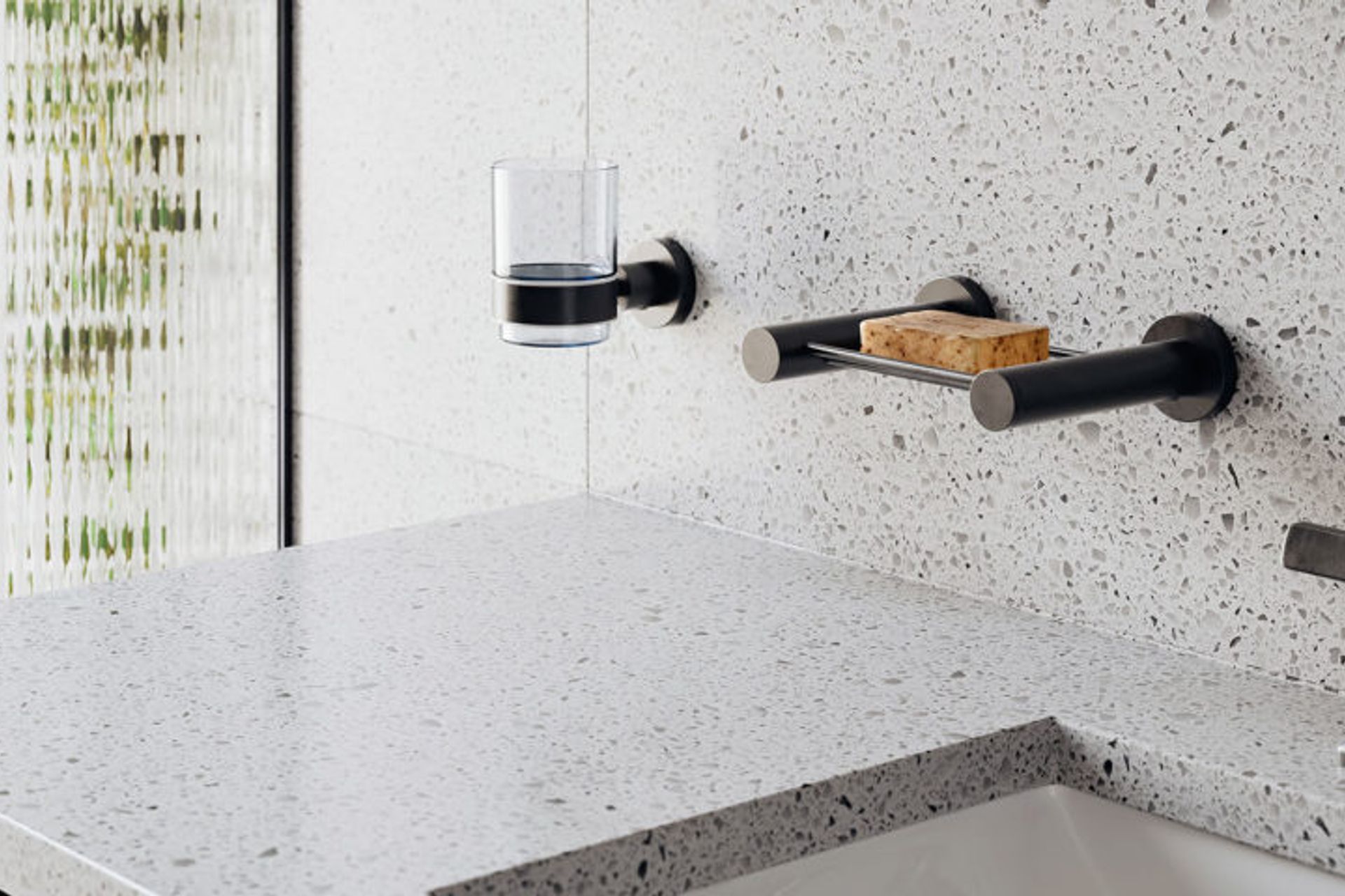 4632 Glass Tumbler and Holder in Matt Black