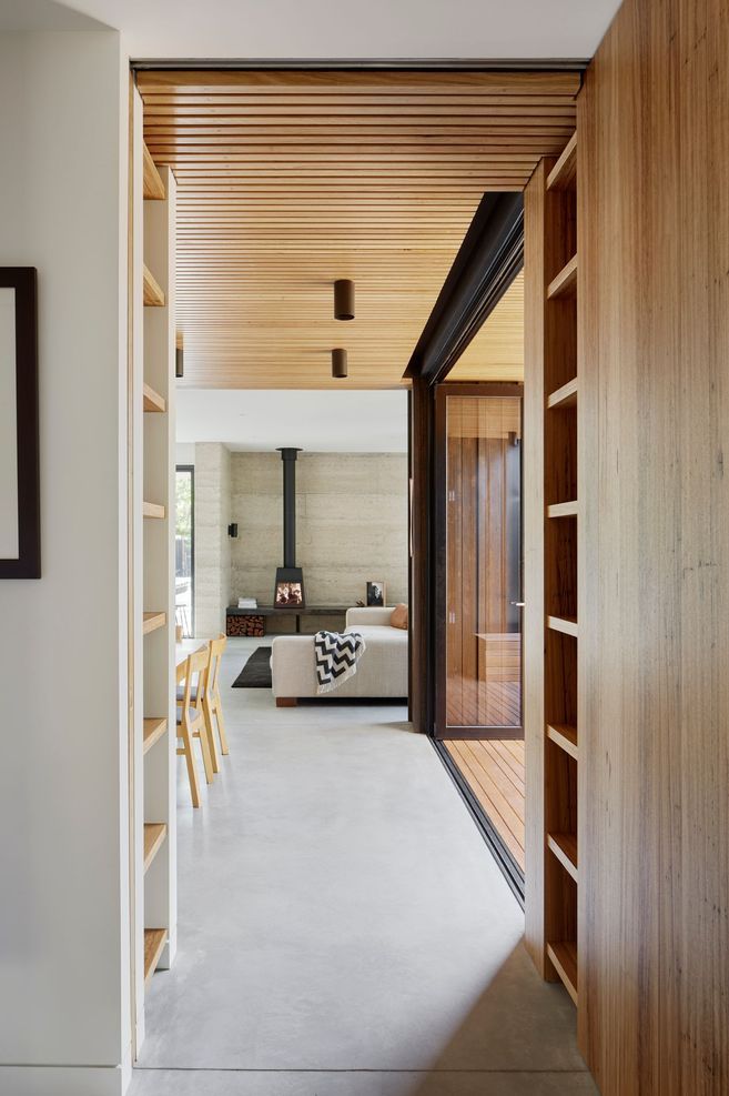 Laurel Grove by Kirsten Johnstone Architecture | Photography by Tatjana Plitt