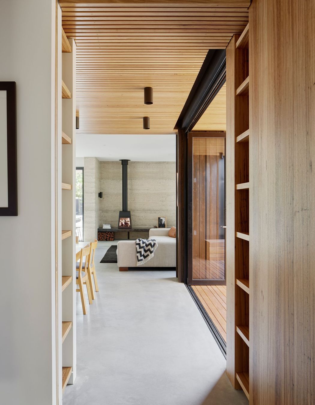Laurel Grove by Kirsten Johnstone Architecture | Photography by Tatjana Plitt