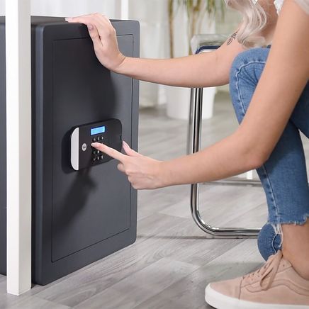 5 reasons why you need a safe in your home