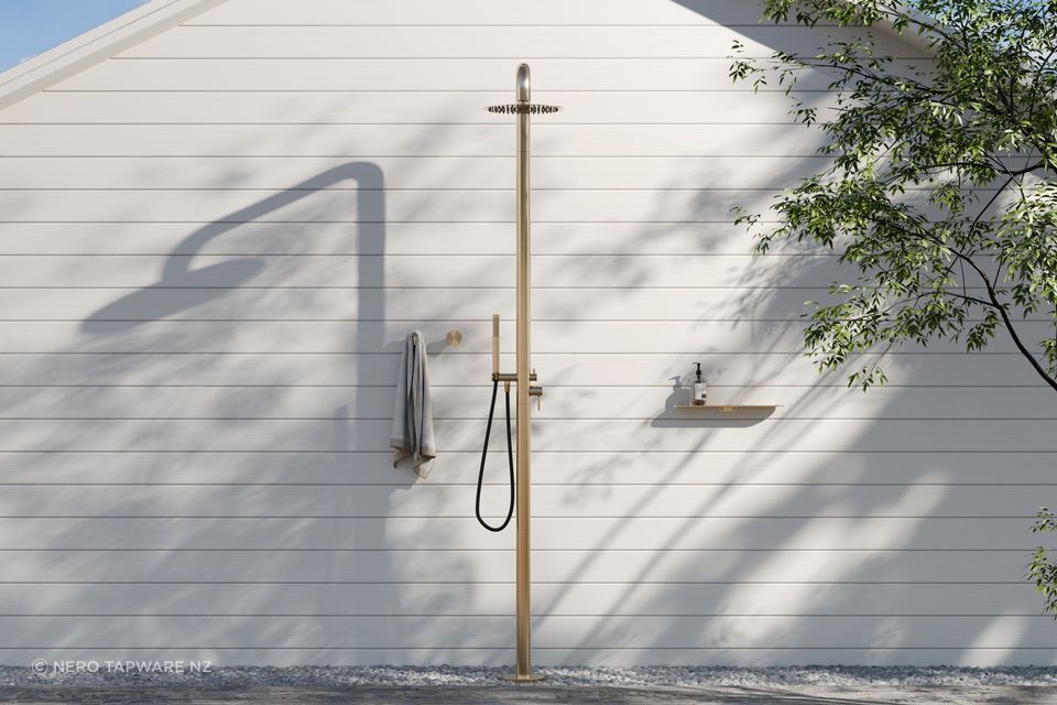 ZEN-outdoor-shower-column-BG1.jpg