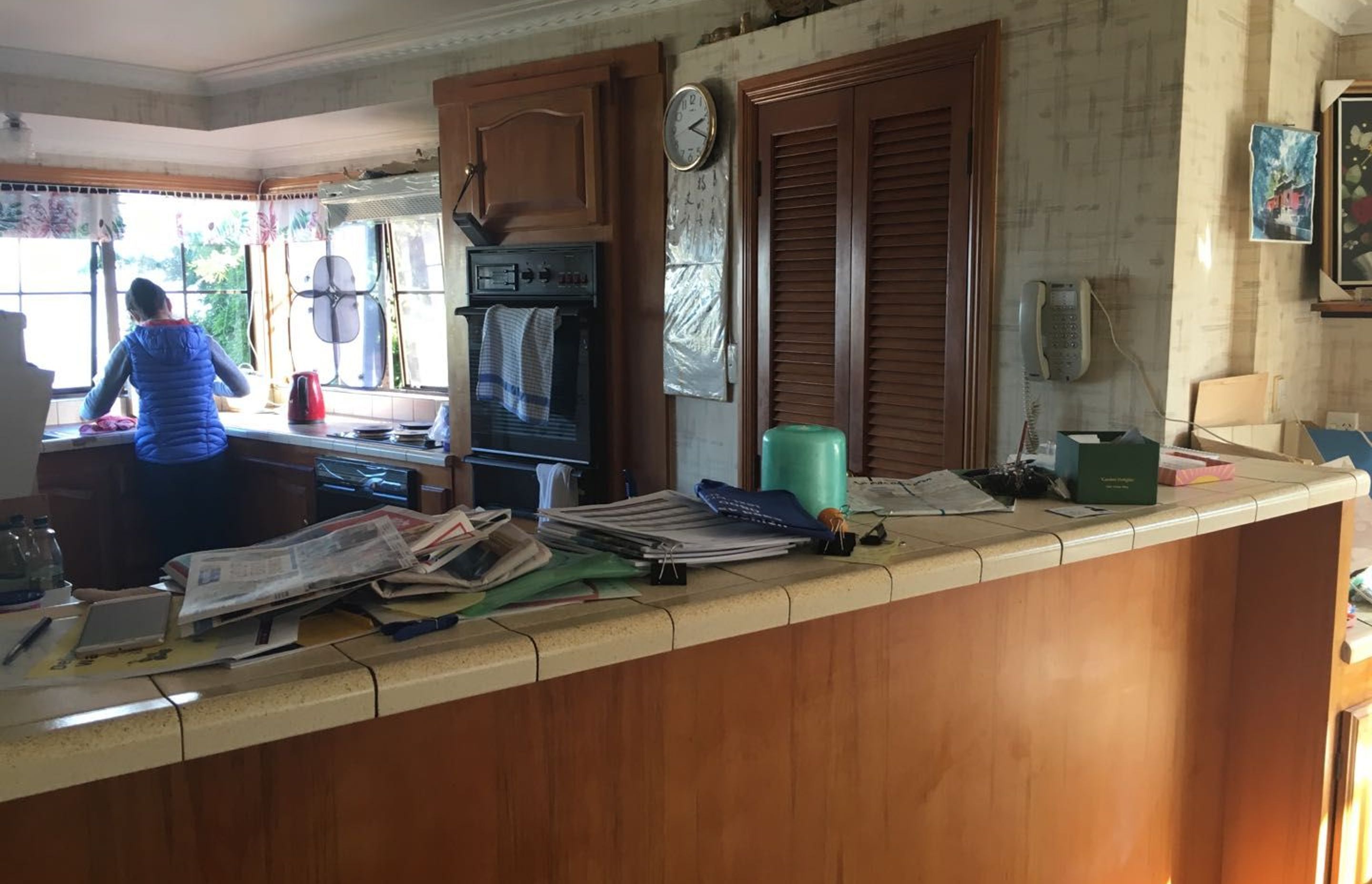 Kitchen renovation in Blockhouse Bay - BEFORE we renovated the kitchen. 