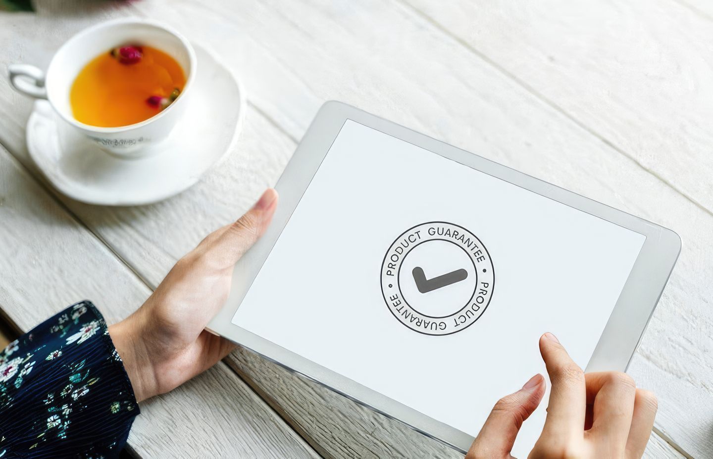 Wardrobe Design: DIY vs. Professionals