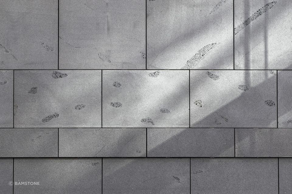 Each piece of bluestone features unique patterns.