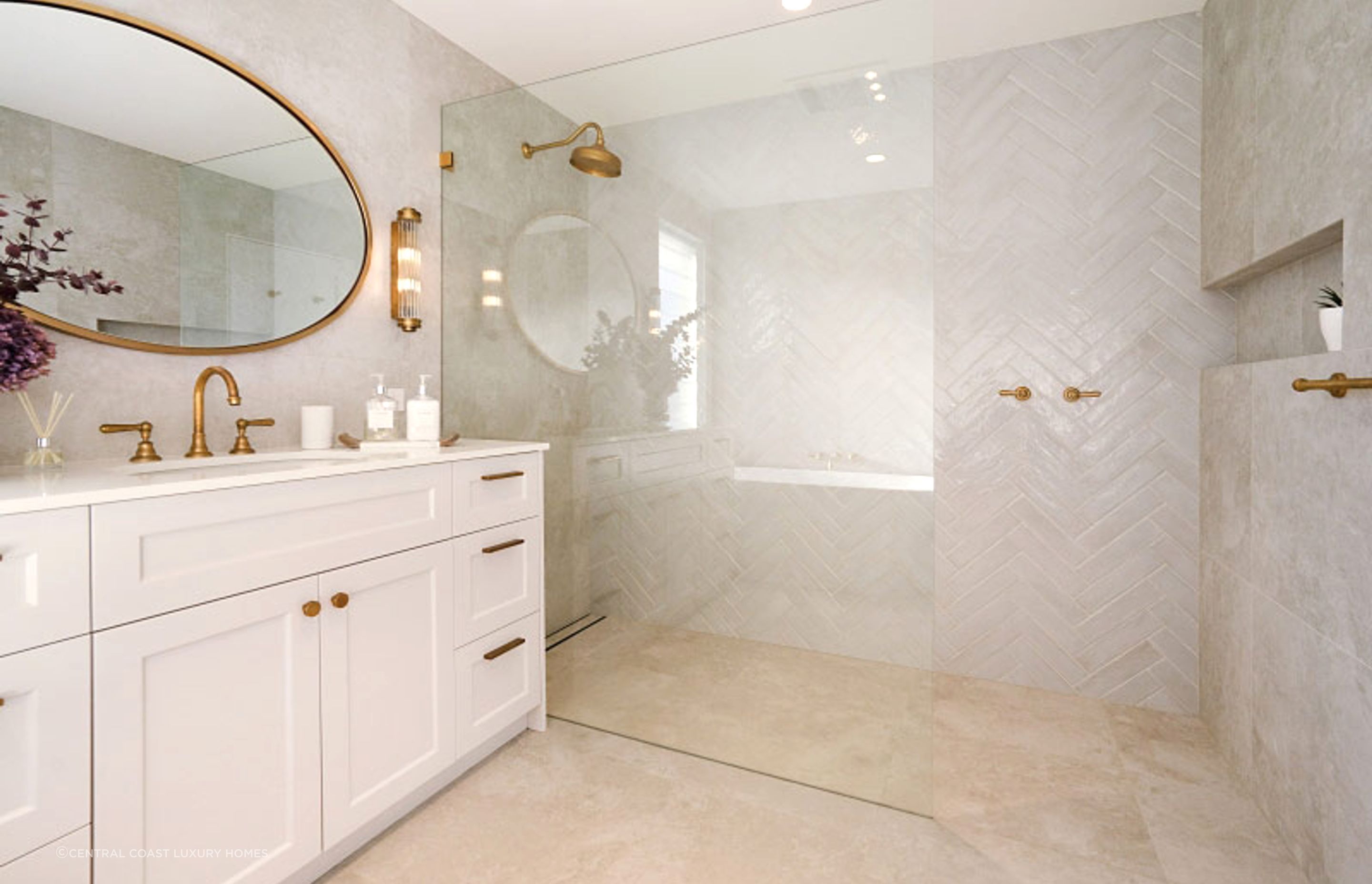 Stylish fittings at a beautiful bathroom at Hamptons on OVD