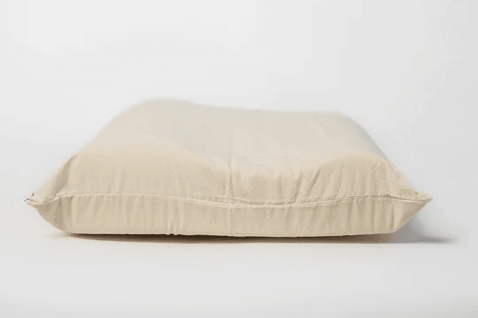 Therapeutically designed, the Contour Latex pillow from the Natural Bedding Company helps your head and neck to be evenly aligned during sleep