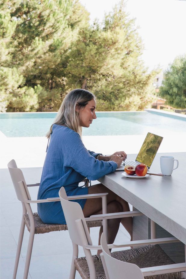 Fátima Cantó enjoying her all-new outdoor area