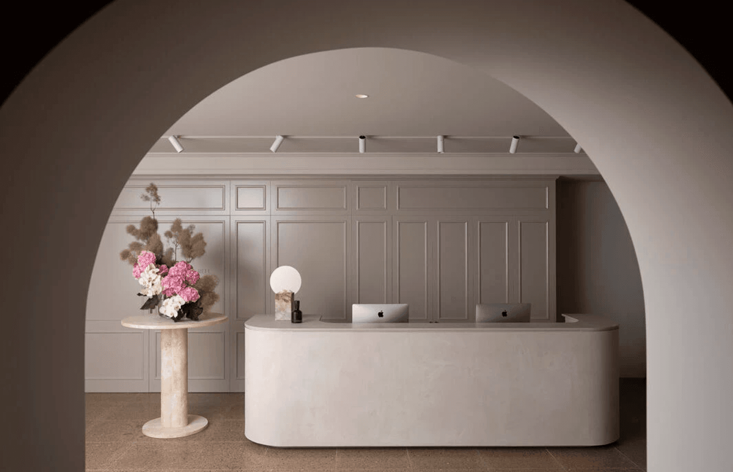 Kirsten Fischer Eyebrows by Esoteriko Interior Architecture | Photography by Felix Forest