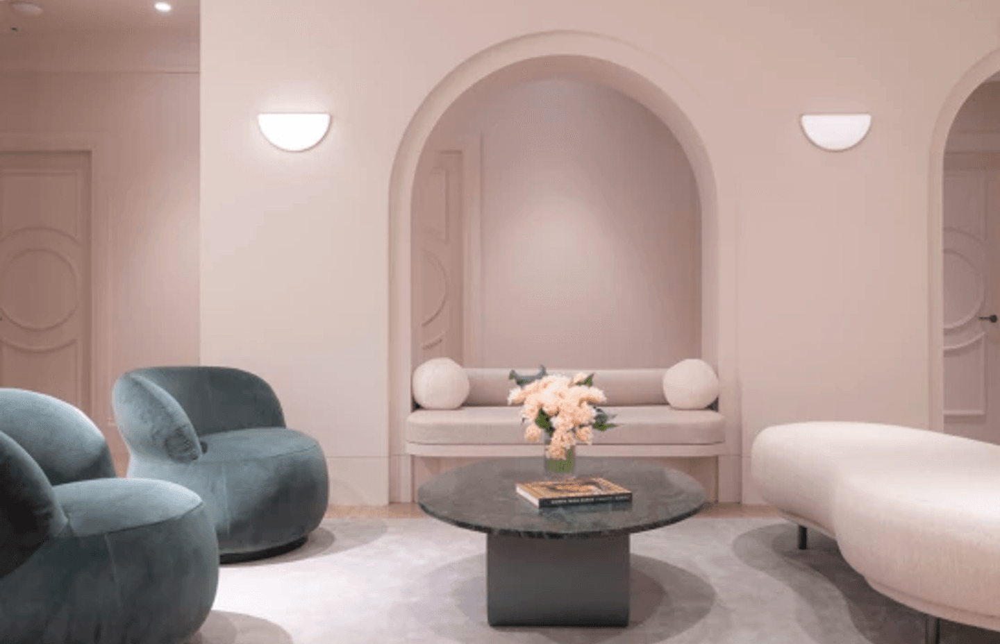 Kirsten Fischer Eyebrows by Esoteriko Interior Architecture | Photography by Felix Forest