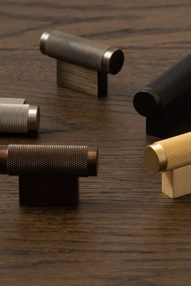 Momo Handles' Brighton Collection