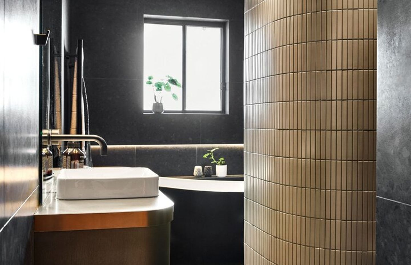 Finalist NSW Large Bathroom of the Year, Berkley Main Bathroom