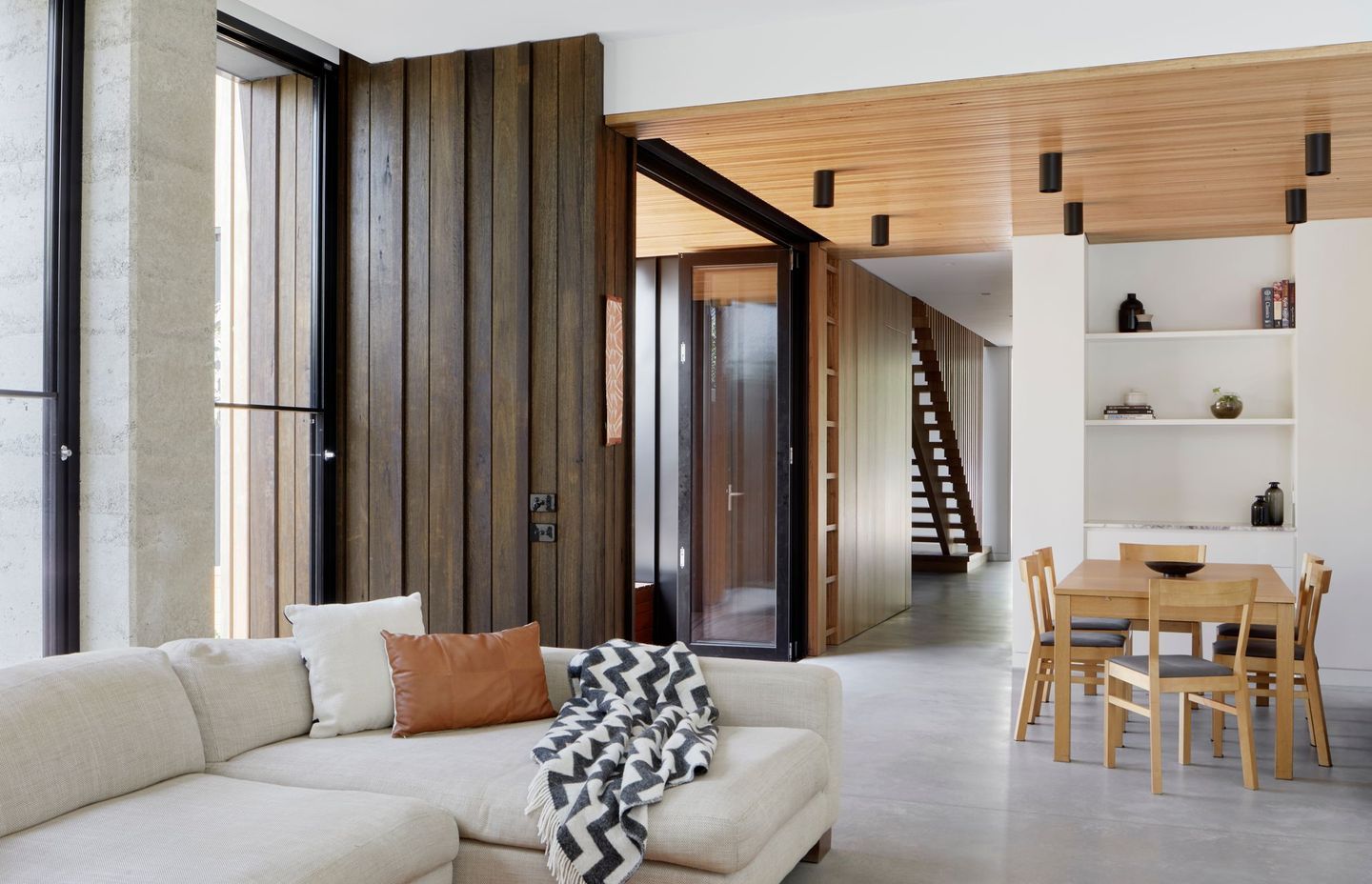 Laurel Grove by Kirsten Johnstone Architecture | Photography by Tatjana Plitt